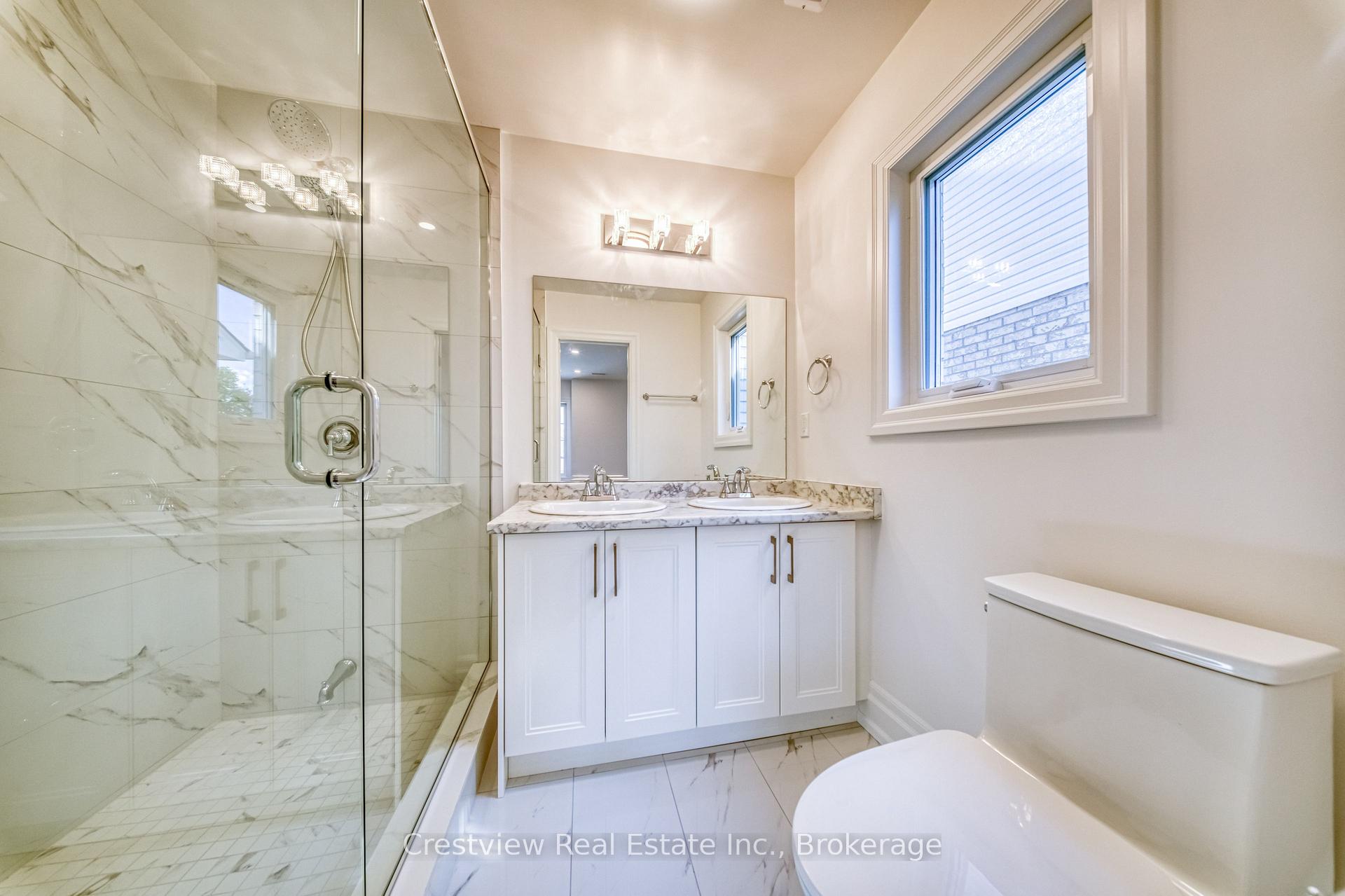Photo 24 of 49 Sandham Crescent, Markham, Middlefield — HOMEH