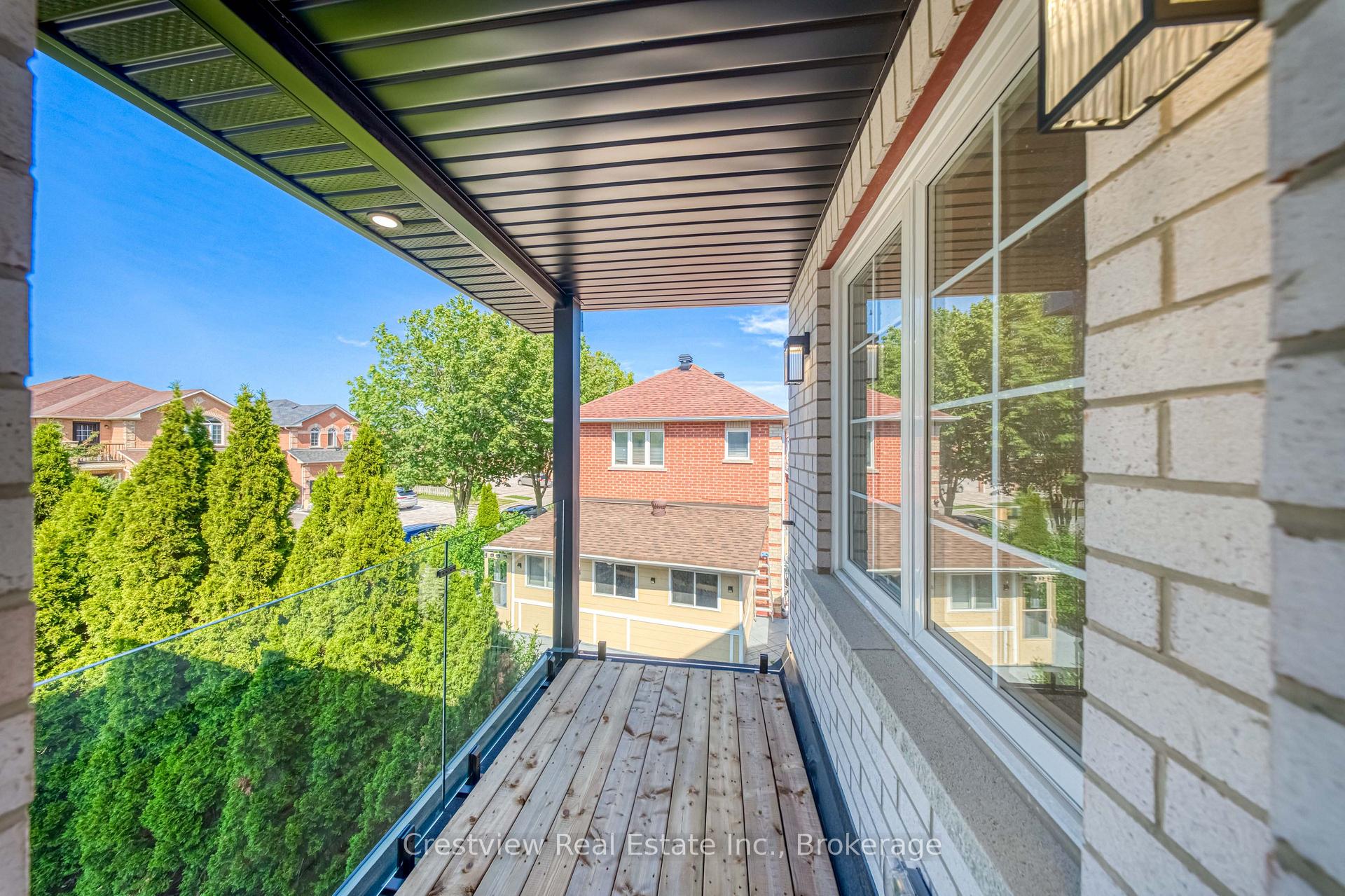 Photo 30 of 49 Sandham Crescent, Markham, Middlefield — HOMEH