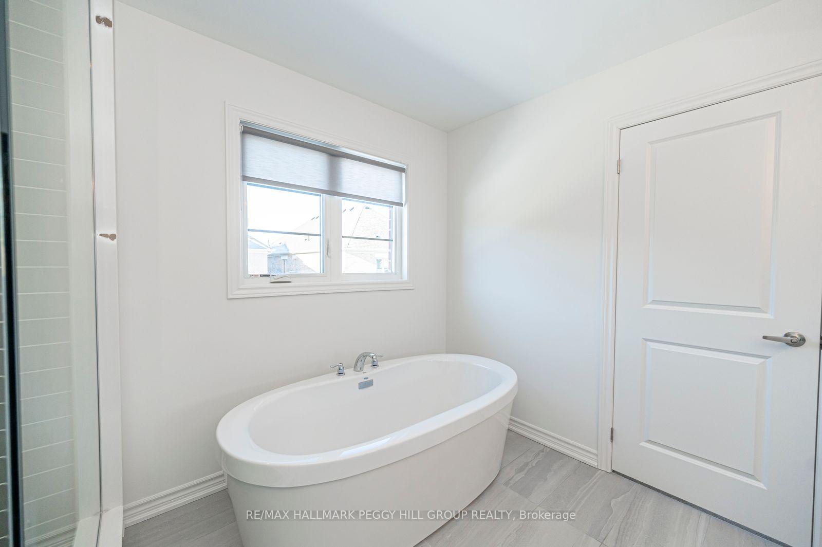 Photo 10 of 4 Sassafrass Road, Springwater, Midhurst — HOMEH