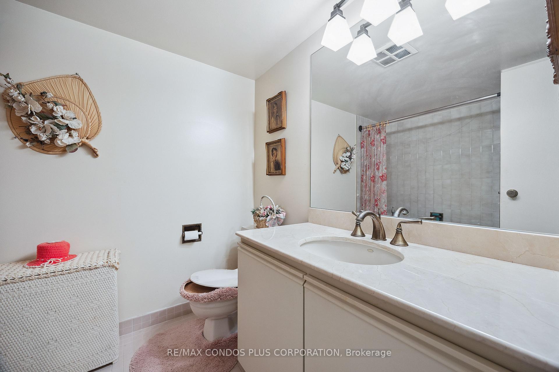 Photo 19 of Unit 902, 62 Wellesley Street W, Toronto, Bay Street Corridor — HOMEH