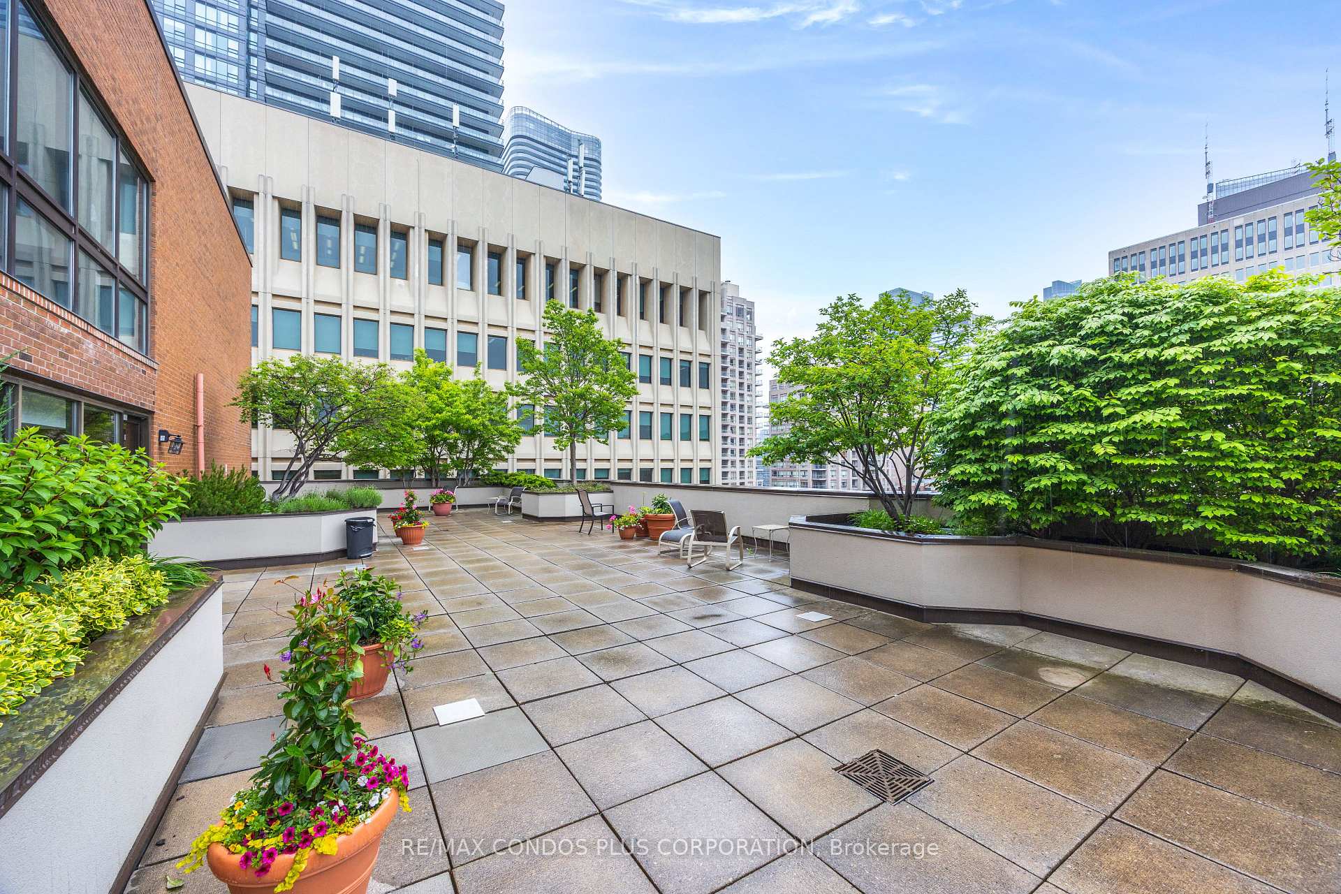 Photo 27 of Unit 902, 62 Wellesley Street W, Toronto, Bay Street Corridor — HOMEH