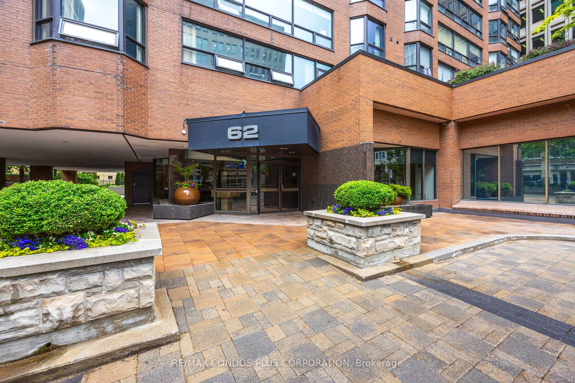 Photo 30 of Unit 902, 62 Wellesley Street W, Toronto, Bay Street Corridor — HOMEH