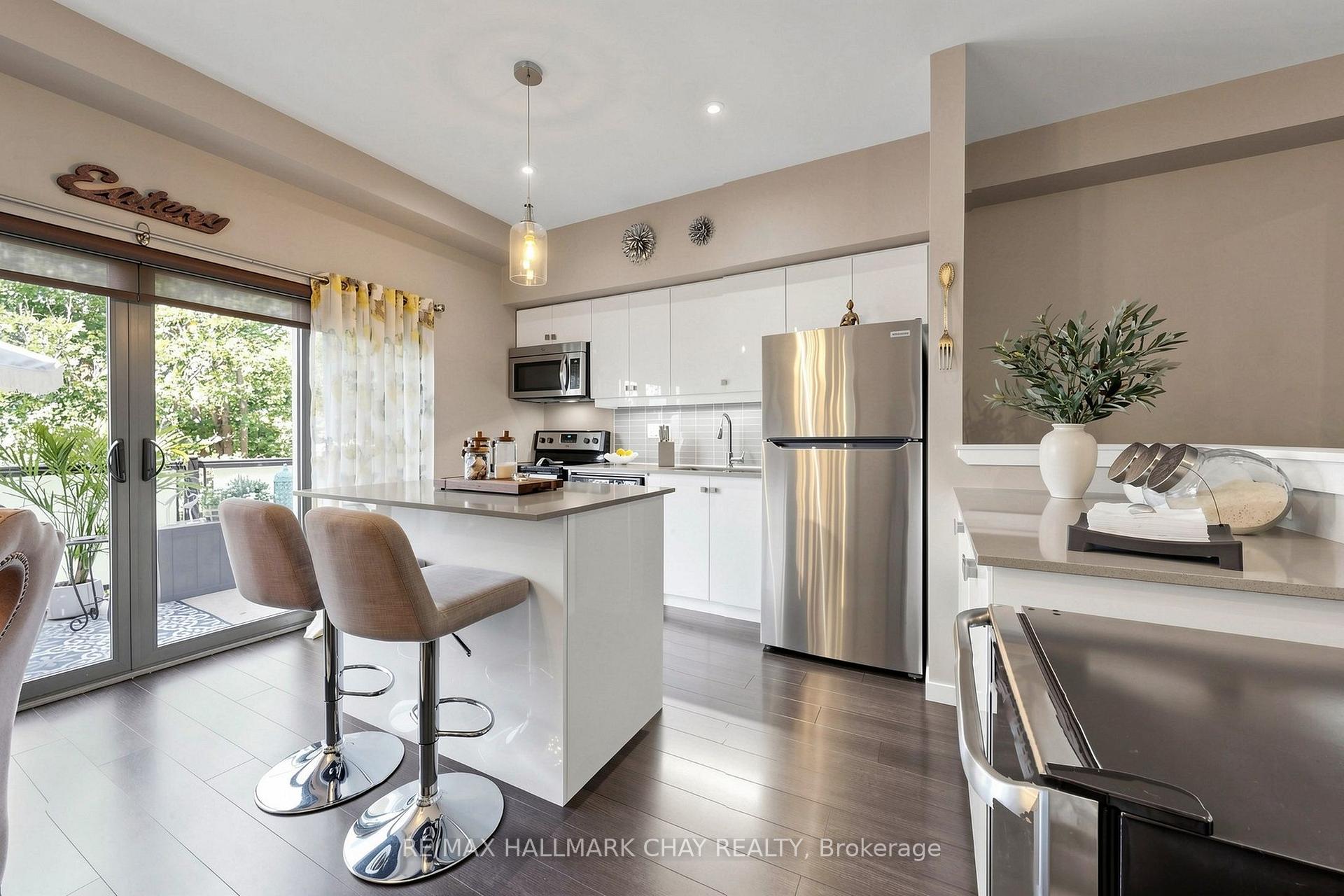 Photo 12 of Unit 53, 369 Essa Road, Barrie, Holly — HOMEH