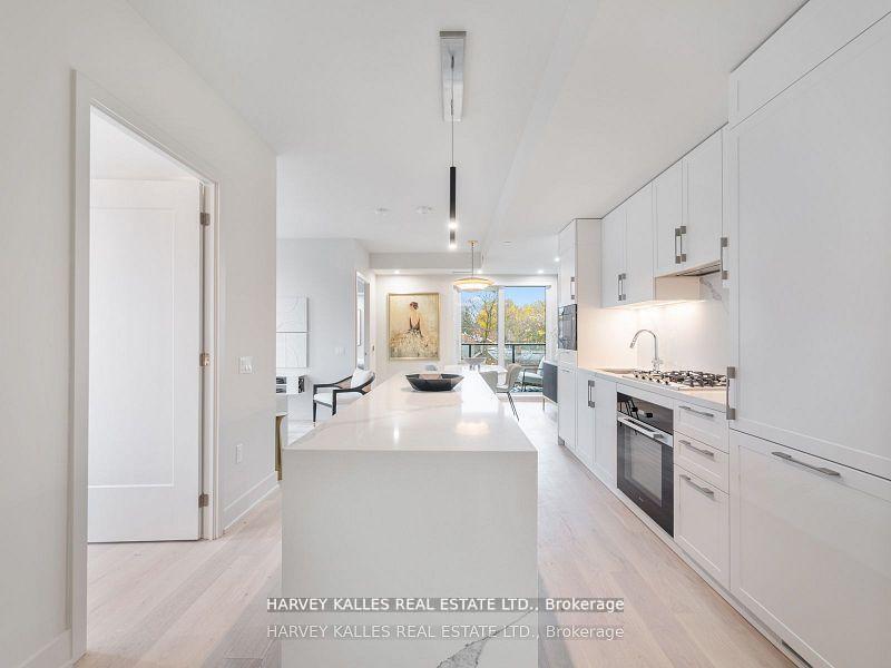 Photo 17 of Unit 610, 8 Manor Road W, Toronto, Yonge-Eglinton — HOMEH