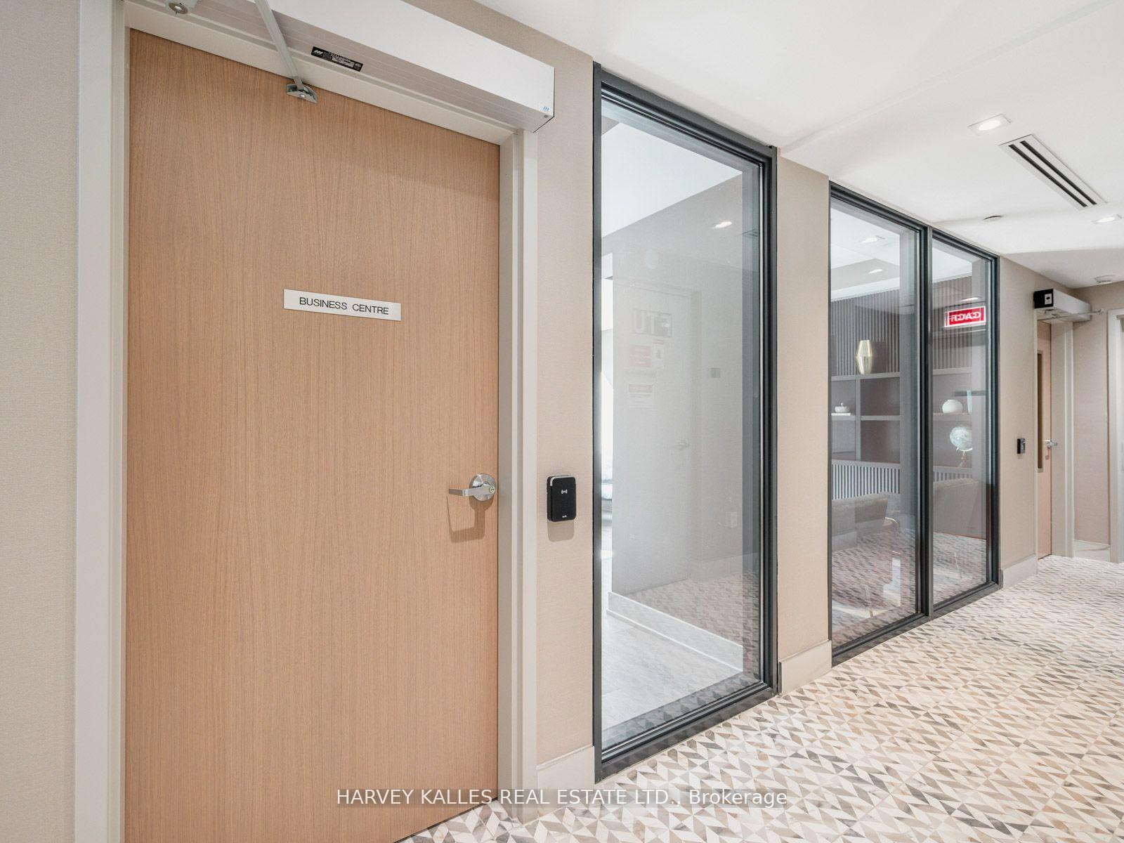 Photo 24 of Unit 610, 8 Manor Road W, Toronto, Yonge-Eglinton — HOMEH