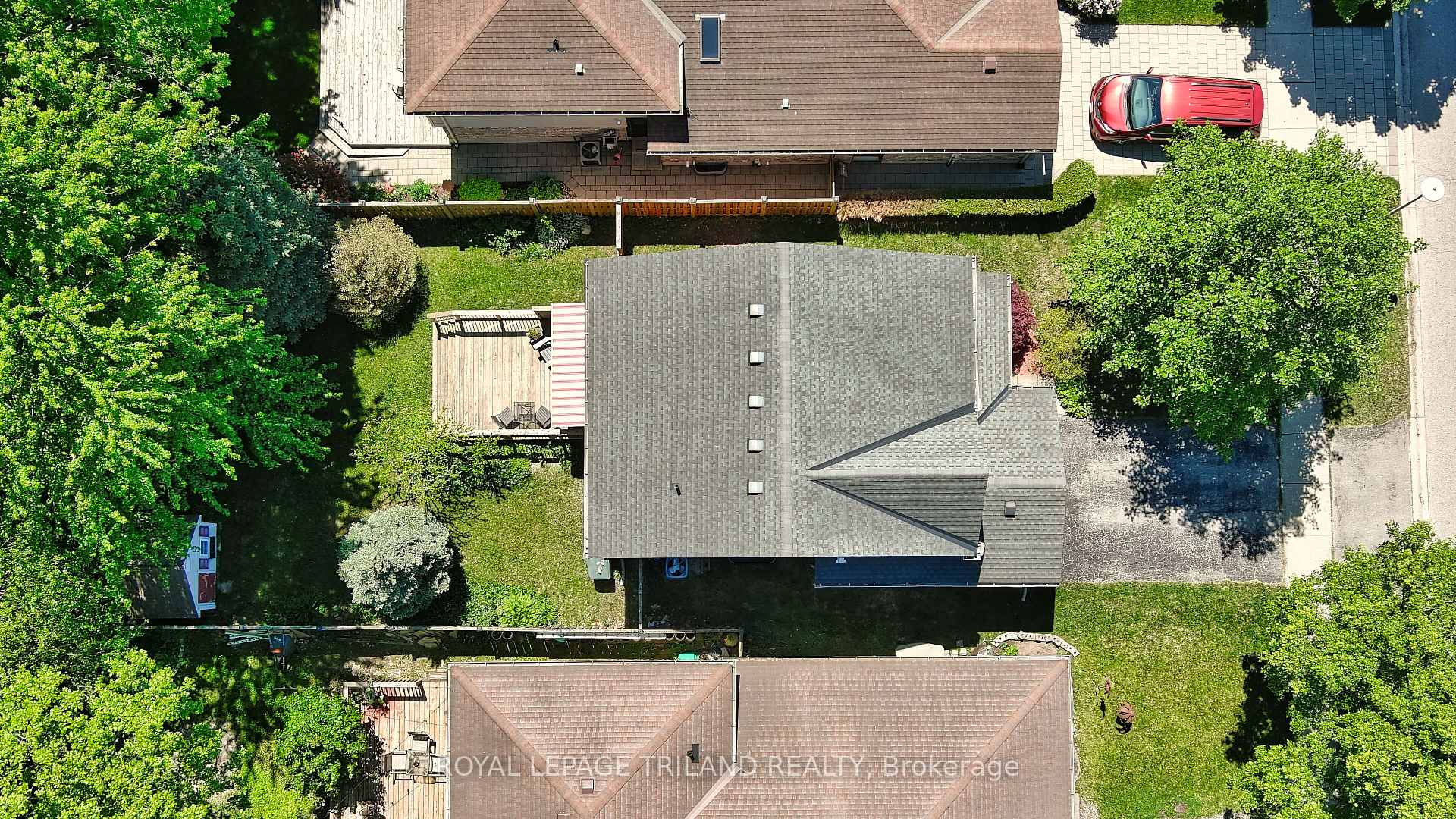 Photo 1 of 117 Bournemouth Drive, London, East I — HOMEH