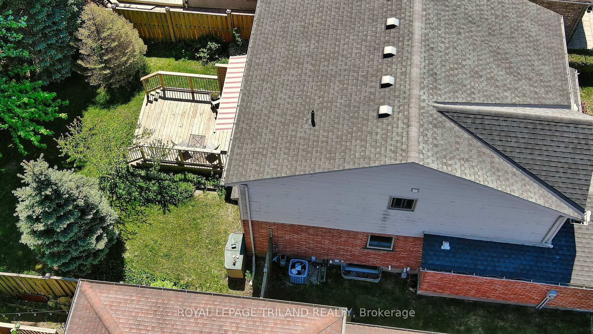 Photo 44 of 117 Bournemouth Drive, London, East I — HOMEH