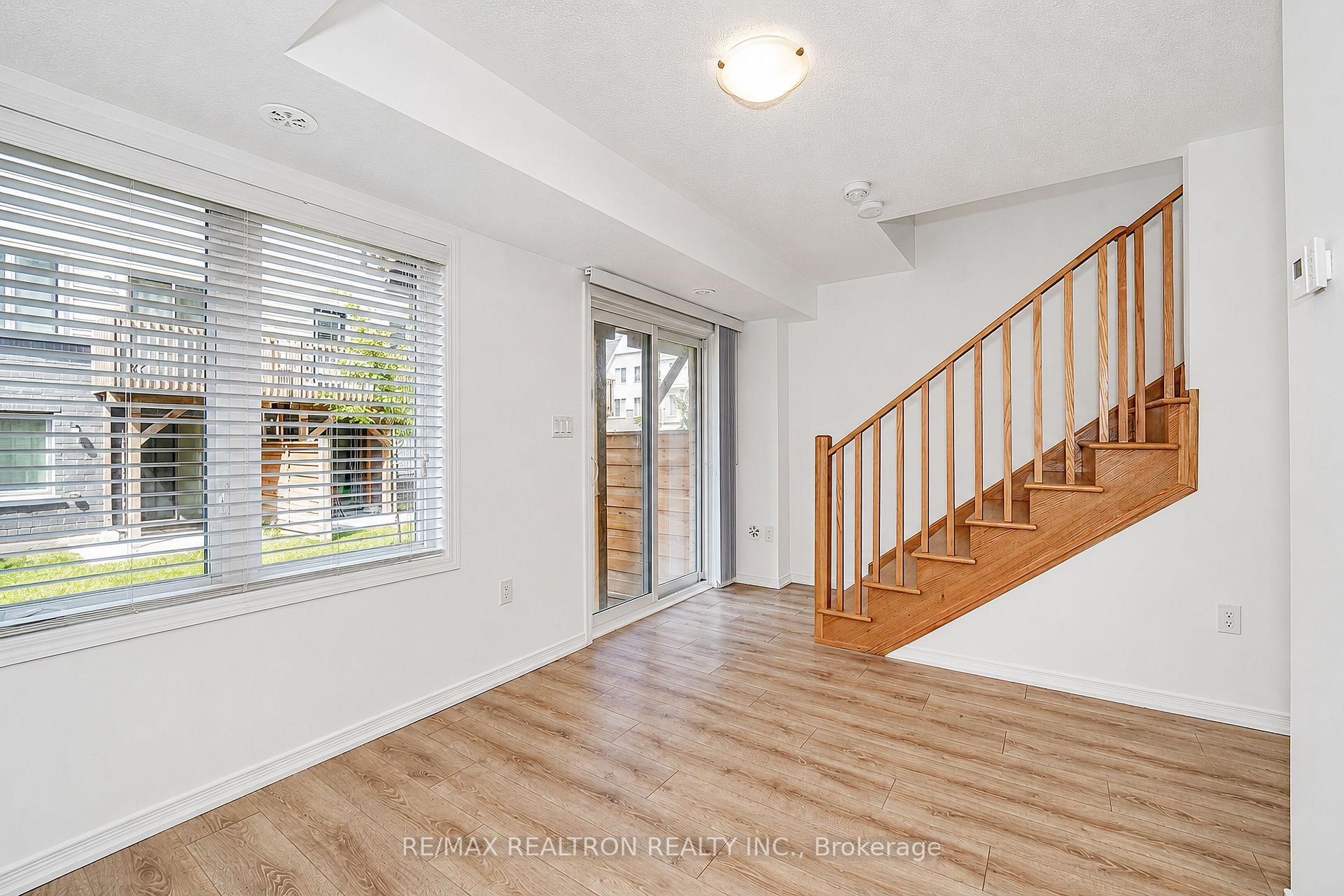 Photo 6 of 2560 Earleville Path, Oshawa, Windfields — HOMEH