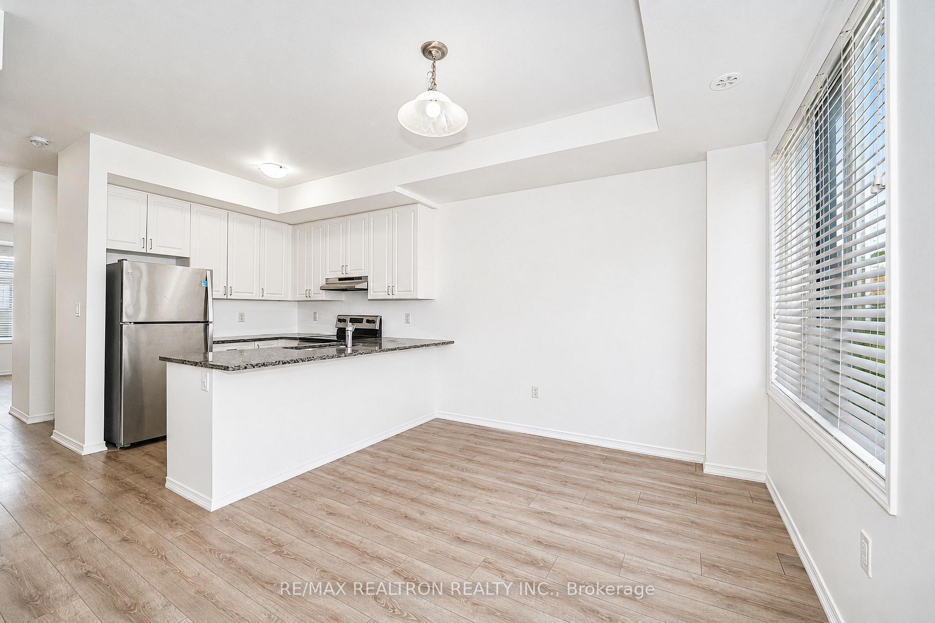 Photo 8 of 2560 Earleville Path, Oshawa, Windfields — HOMEH