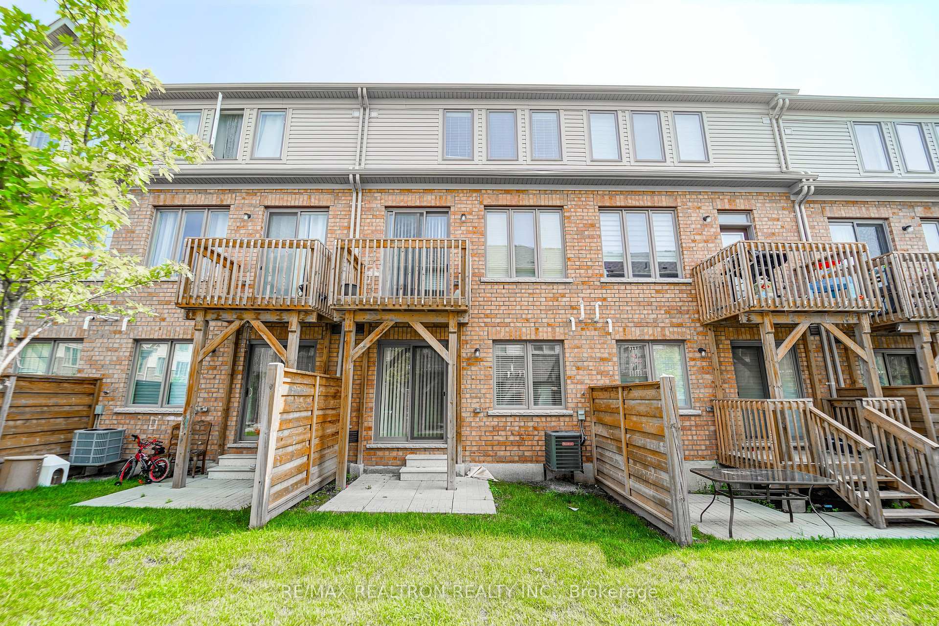 Photo 26 of 2560 Earleville Path, Oshawa, Windfields — HOMEH