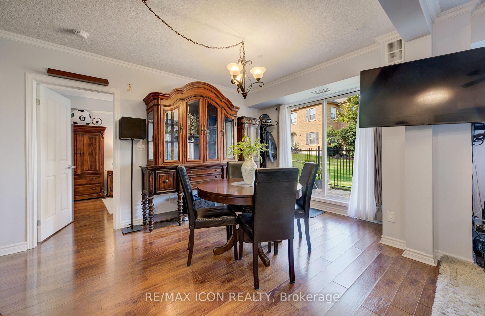Photo 12 of Unit 118, 8 Harris Street, Cambridge, East Galt — HOMEH