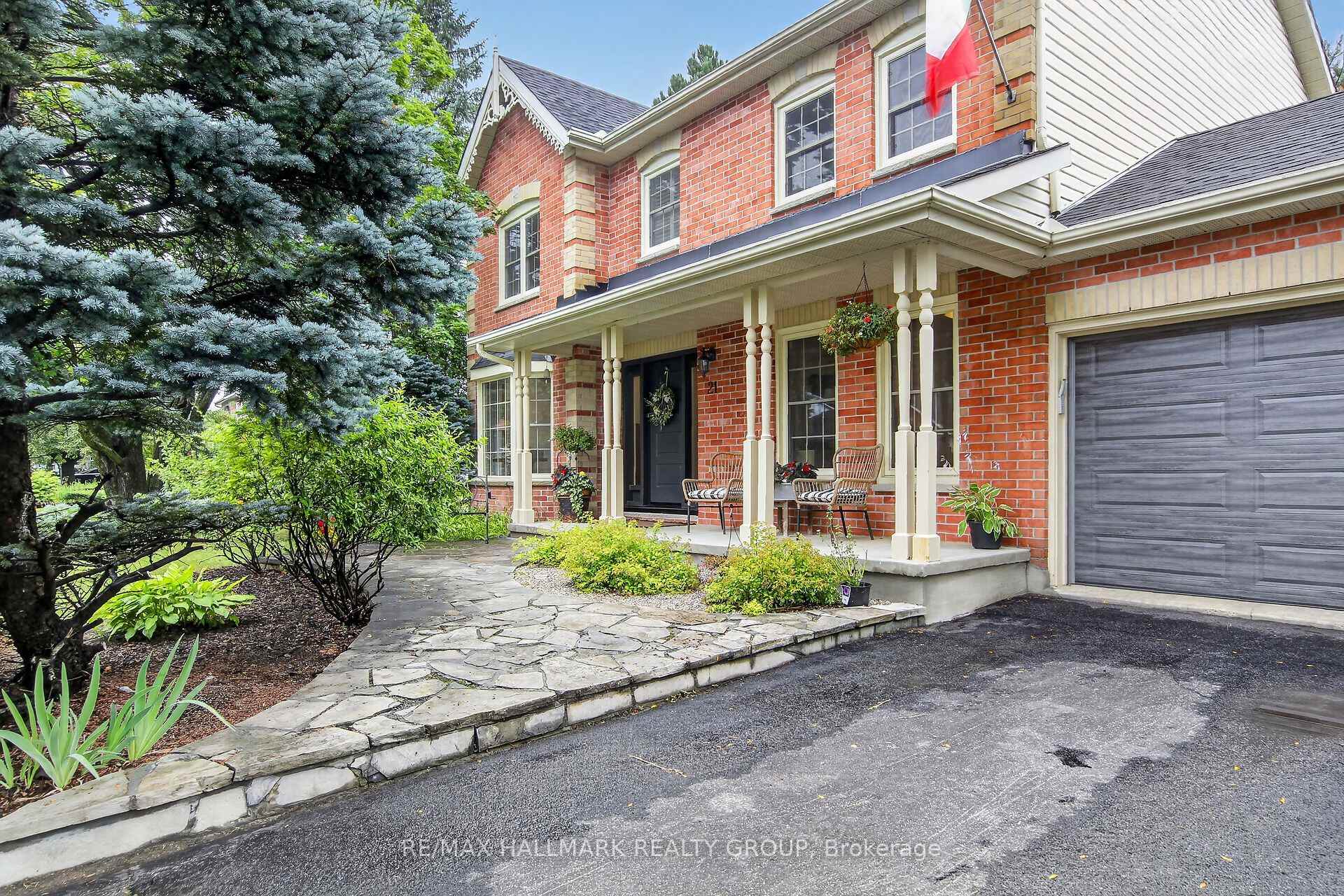 Photo 2 of 21 Delamere Drive, Ottawa, Stittsville (Central) — HOMEH