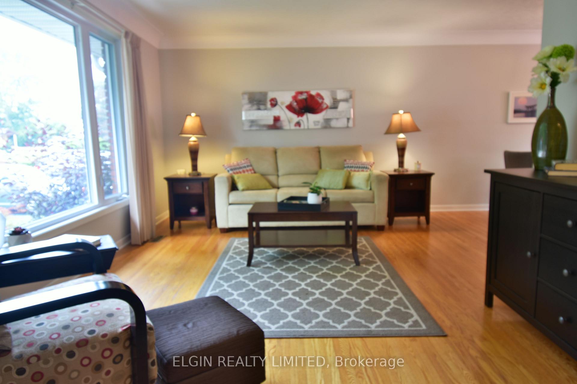 Photo 5 of 15 Steele Street, St. Thomas — HOMEH