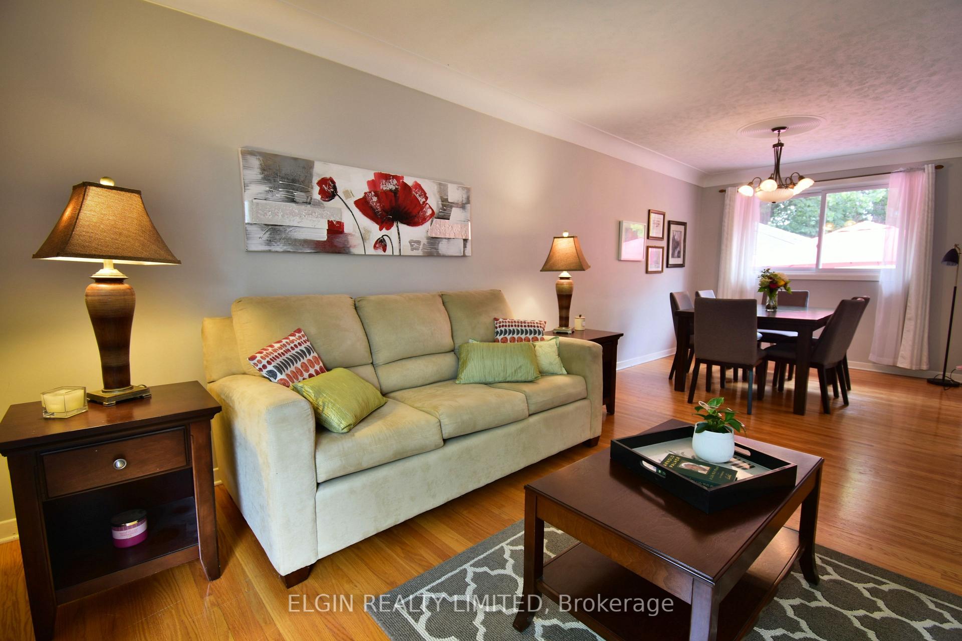 Photo 8 of 15 Steele Street, St. Thomas — HOMEH