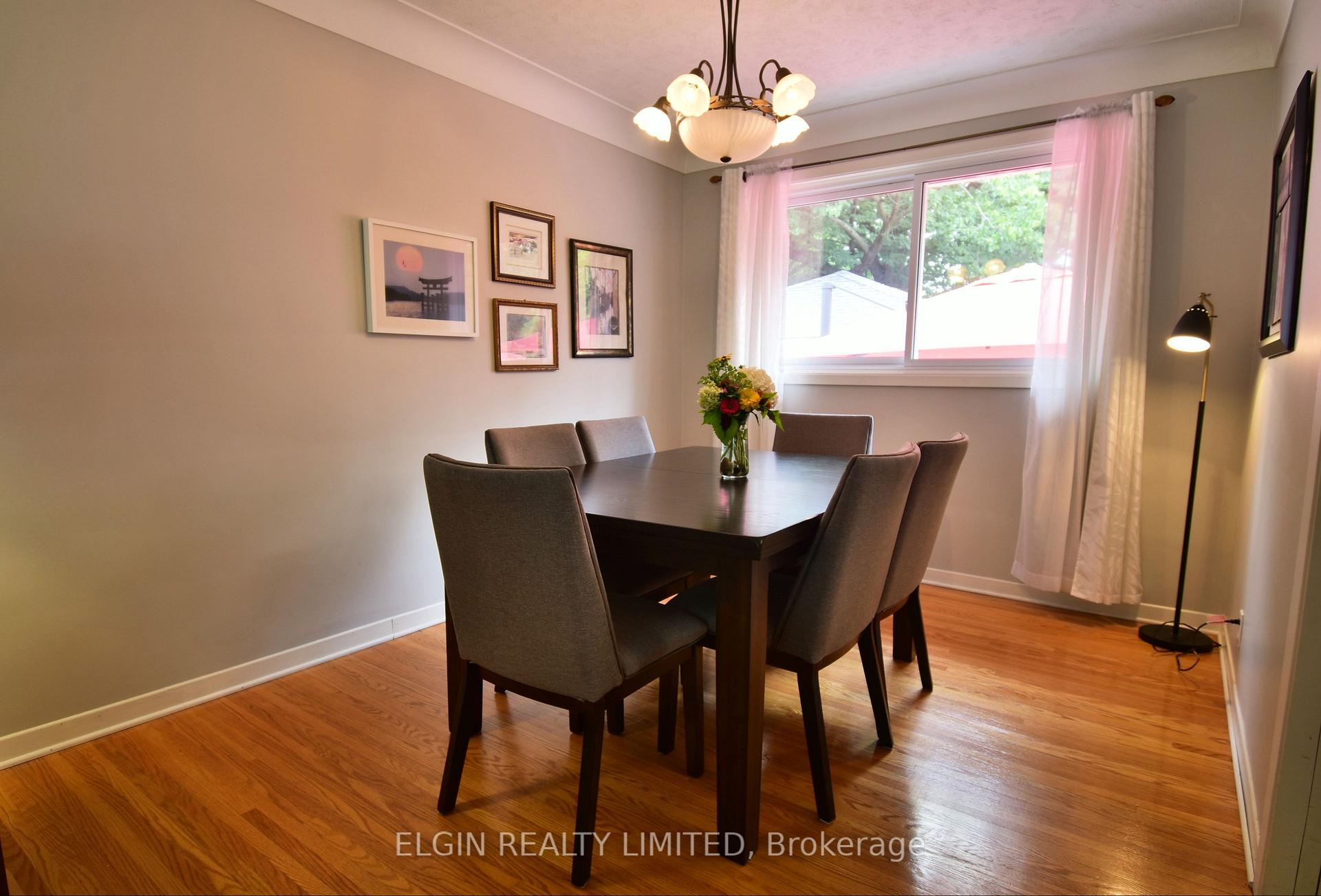 Photo 9 of 15 Steele Street, St. Thomas — HOMEH