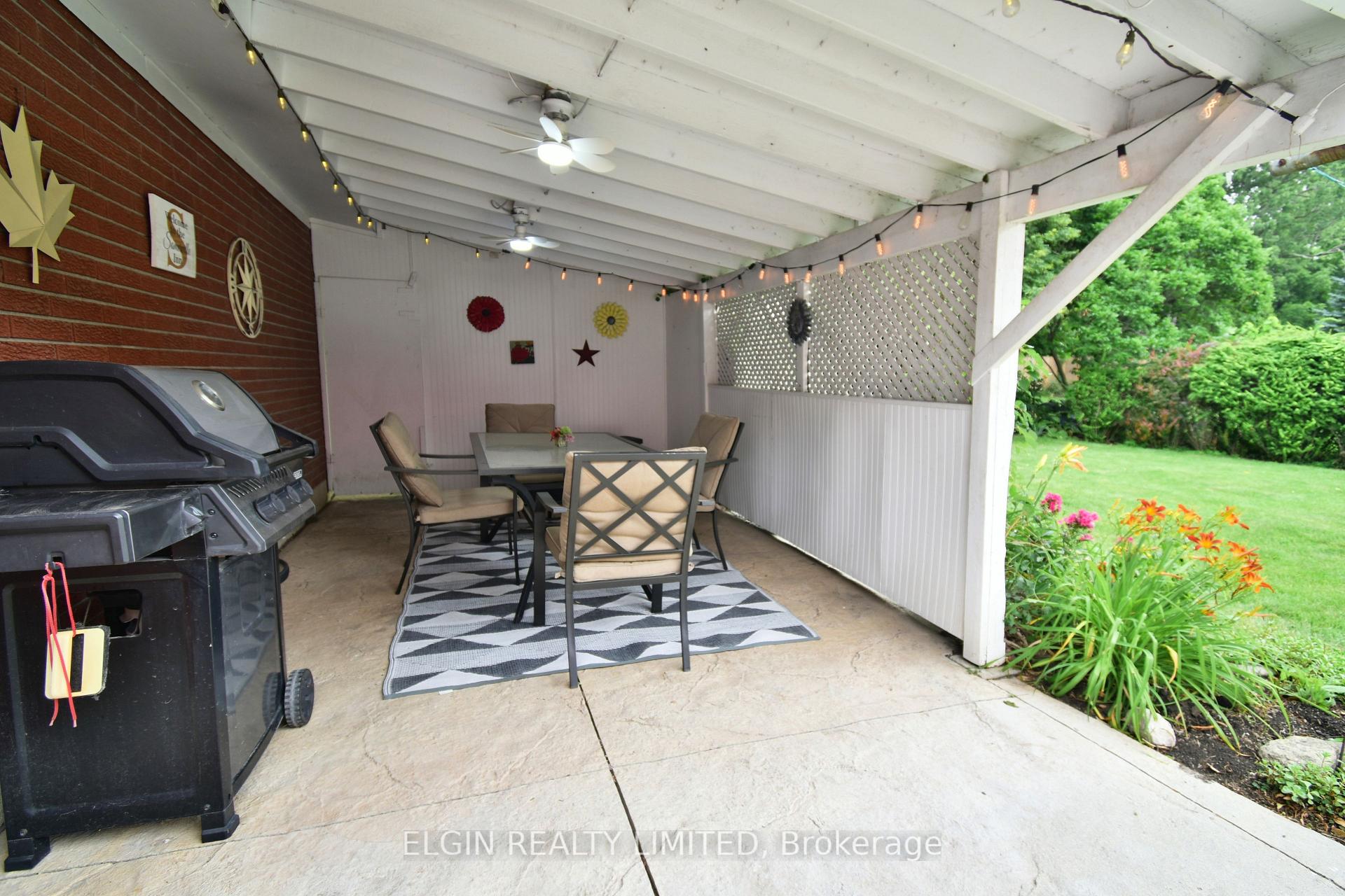 Photo 30 of 15 Steele Street, St. Thomas — HOMEH