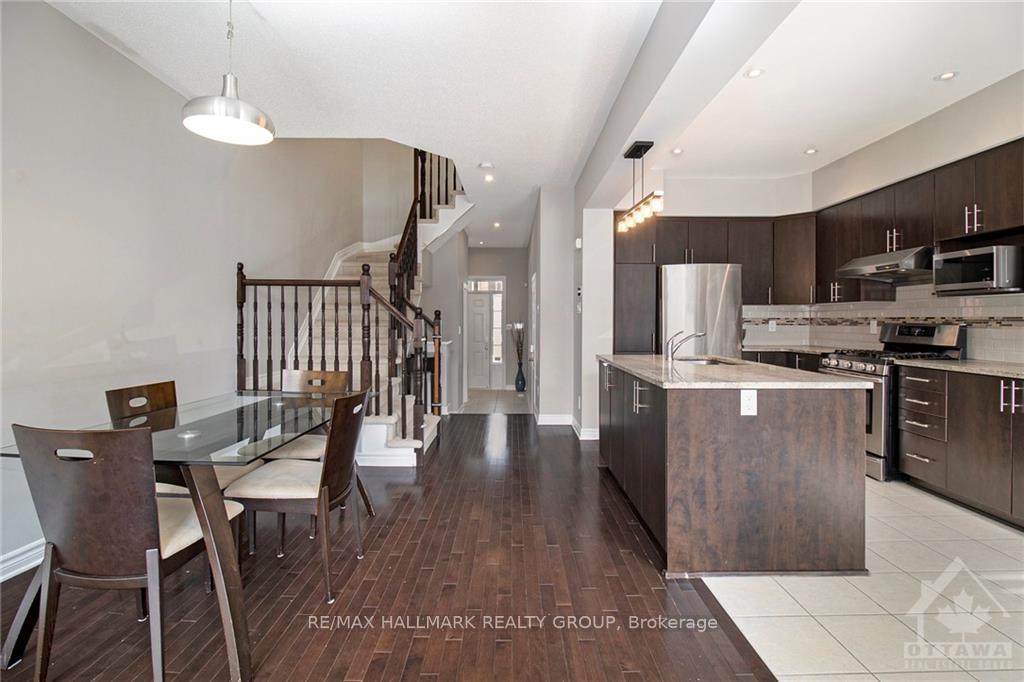 Photo 4 of 428 Arncliffe Avenue, Ottawa, Kanata - Morgan's Grant/South March — HOMEH