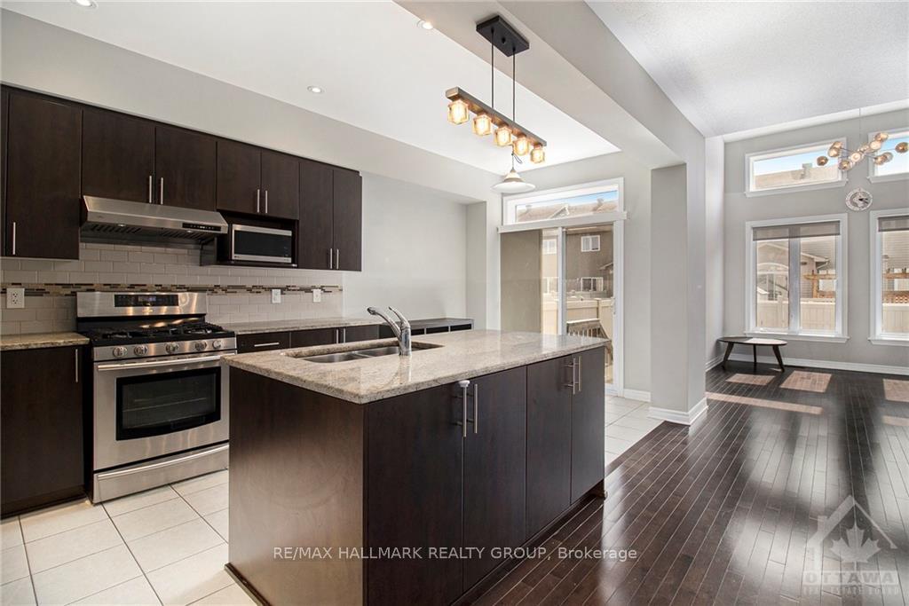 Photo 6 of 428 Arncliffe Avenue, Ottawa, Kanata - Morgan's Grant/South March — HOMEH