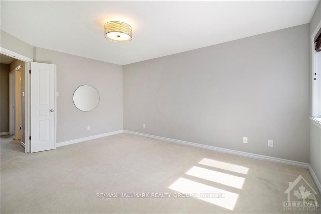 Photo 14 of 428 Arncliffe Avenue, Ottawa, Kanata - Morgan's Grant/South March — HOMEH