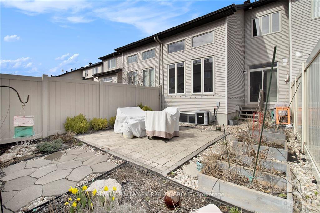 Photo 26 of 428 Arncliffe Avenue, Ottawa, Kanata - Morgan's Grant/South March — HOMEH