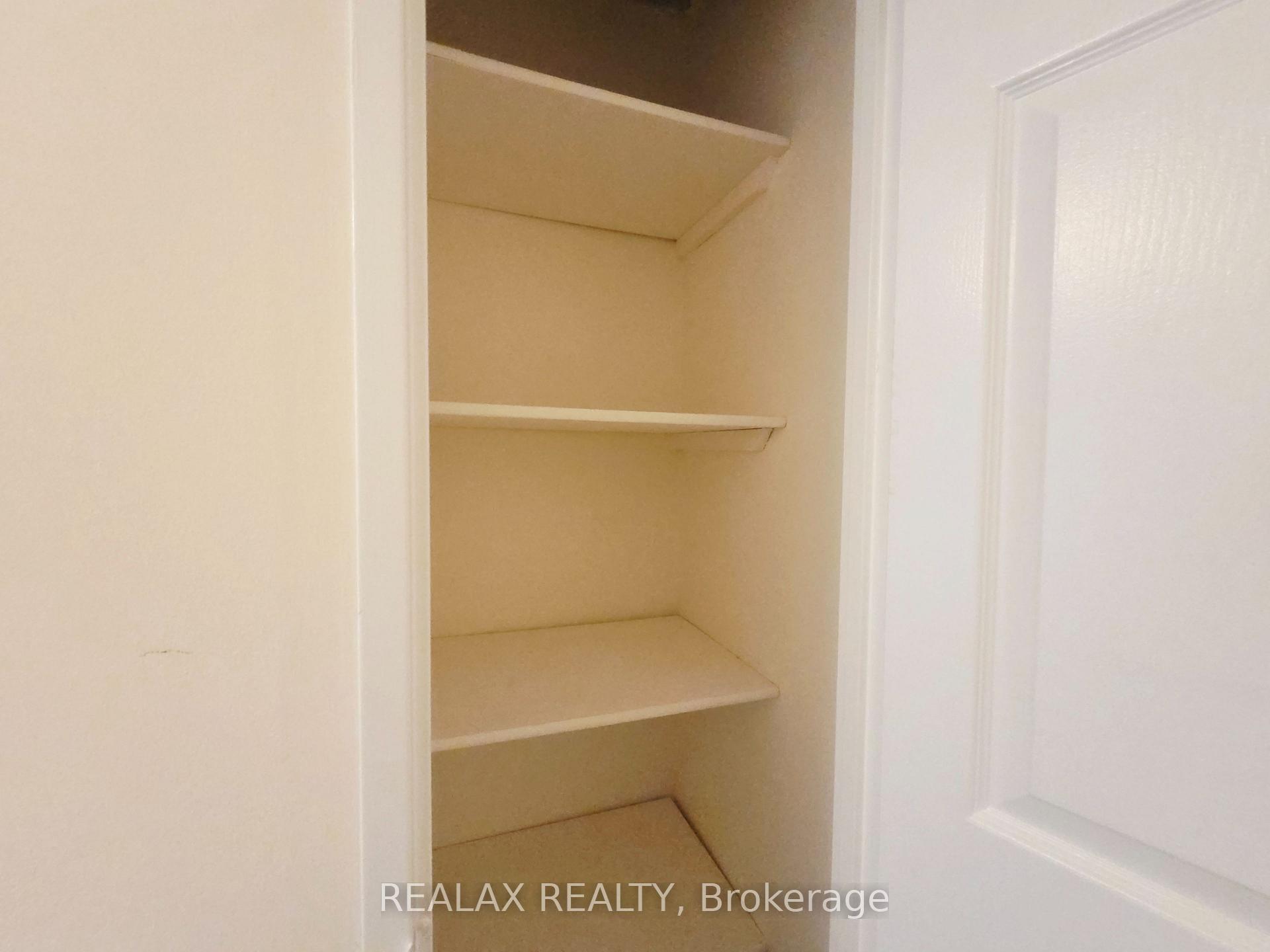 Photo 15 of Unit 1403, 55 Centre Avenue, Toronto, Bay Street Corridor — HOMEH