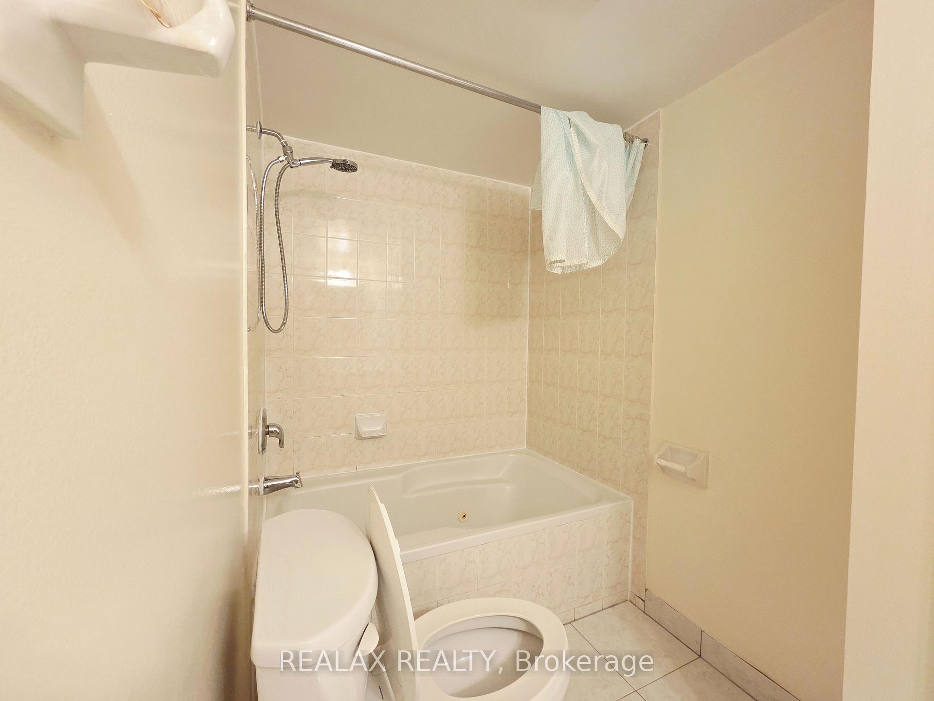 Photo 24 of Unit 1403, 55 Centre Avenue, Toronto, Bay Street Corridor — HOMEH