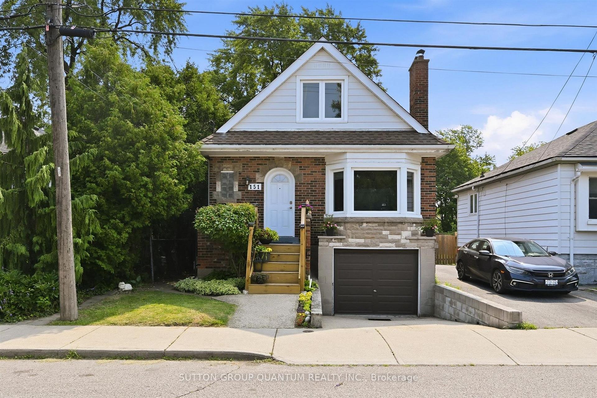 Photo 1 of 151 East 16th Street, Hamilton, Inch Park — HOMEH
