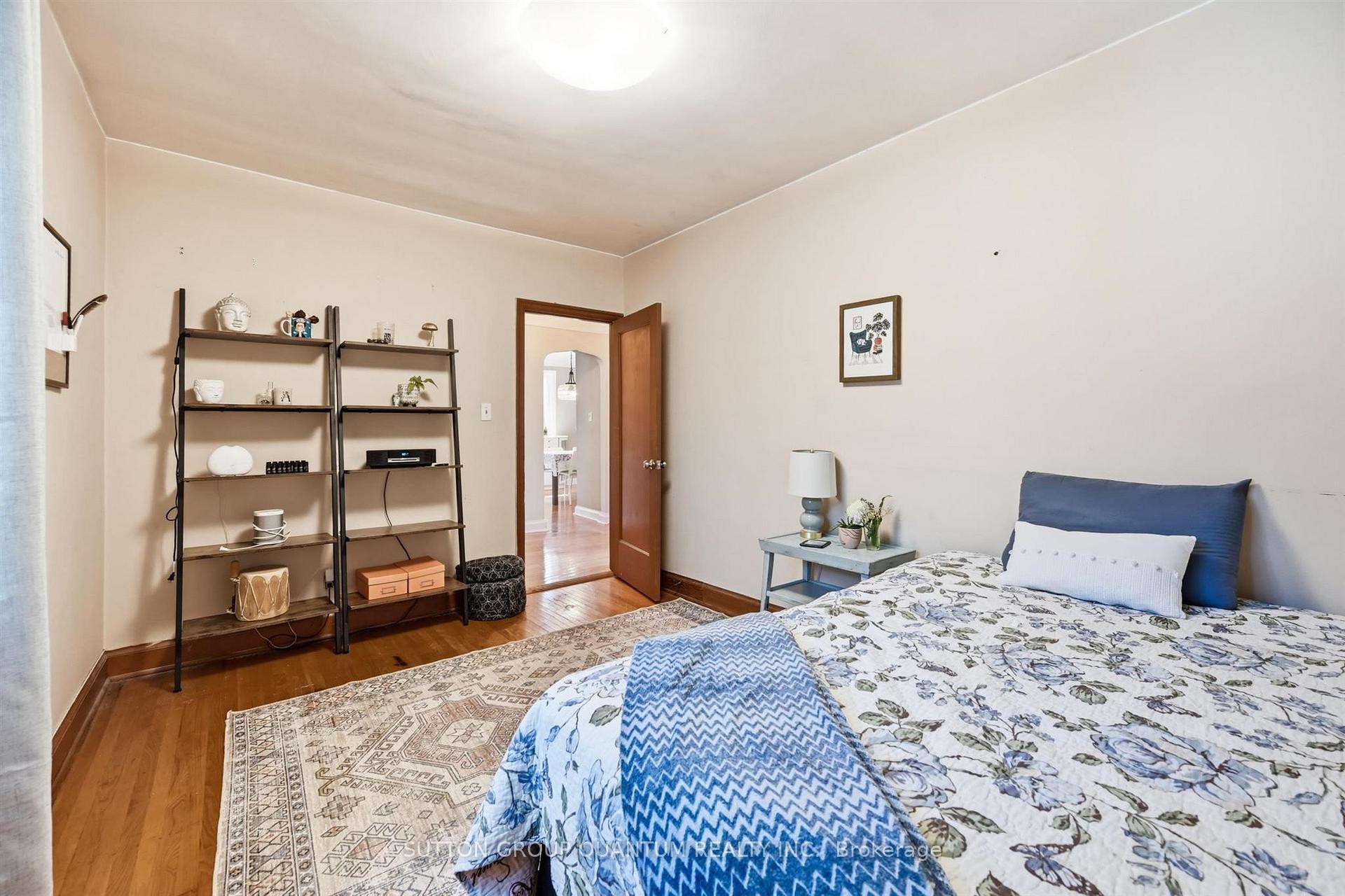 Photo 10 of 151 East 16th Street, Hamilton, Inch Park — HOMEH