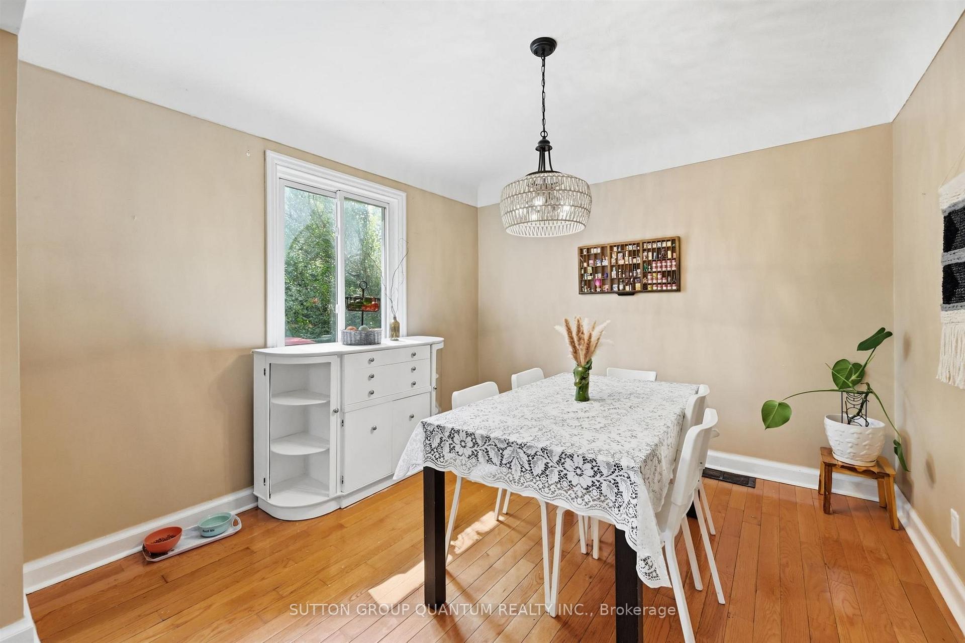Photo 11 of 151 East 16th Street, Hamilton, Inch Park — HOMEH