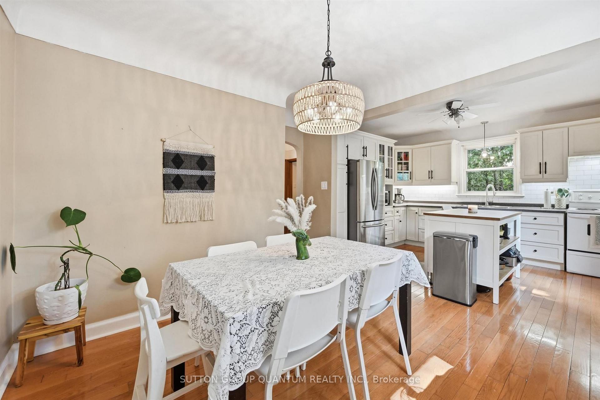 Photo 12 of 151 East 16th Street, Hamilton, Inch Park — HOMEH