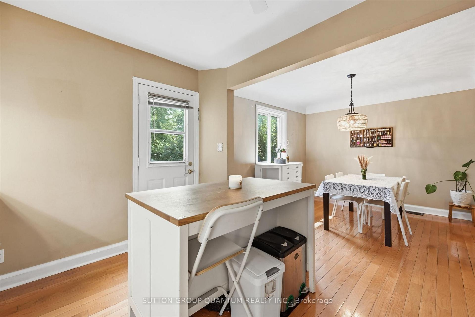 Photo 17 of 151 East 16th Street, Hamilton, Inch Park — HOMEH