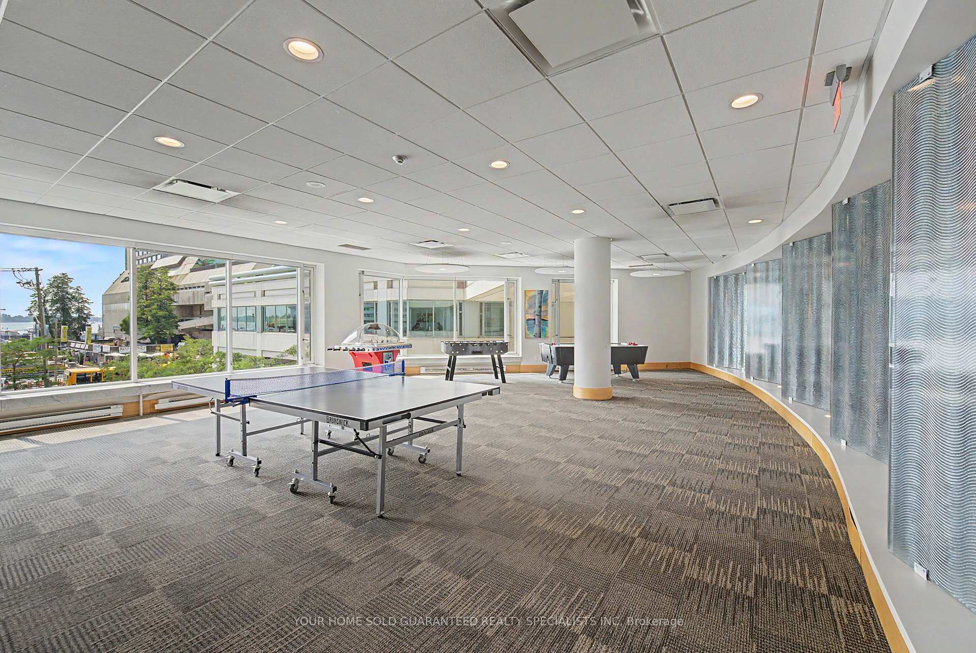Photo 11 of 10 Yonge Street, Toronto, Waterfront Communities — HOMEH