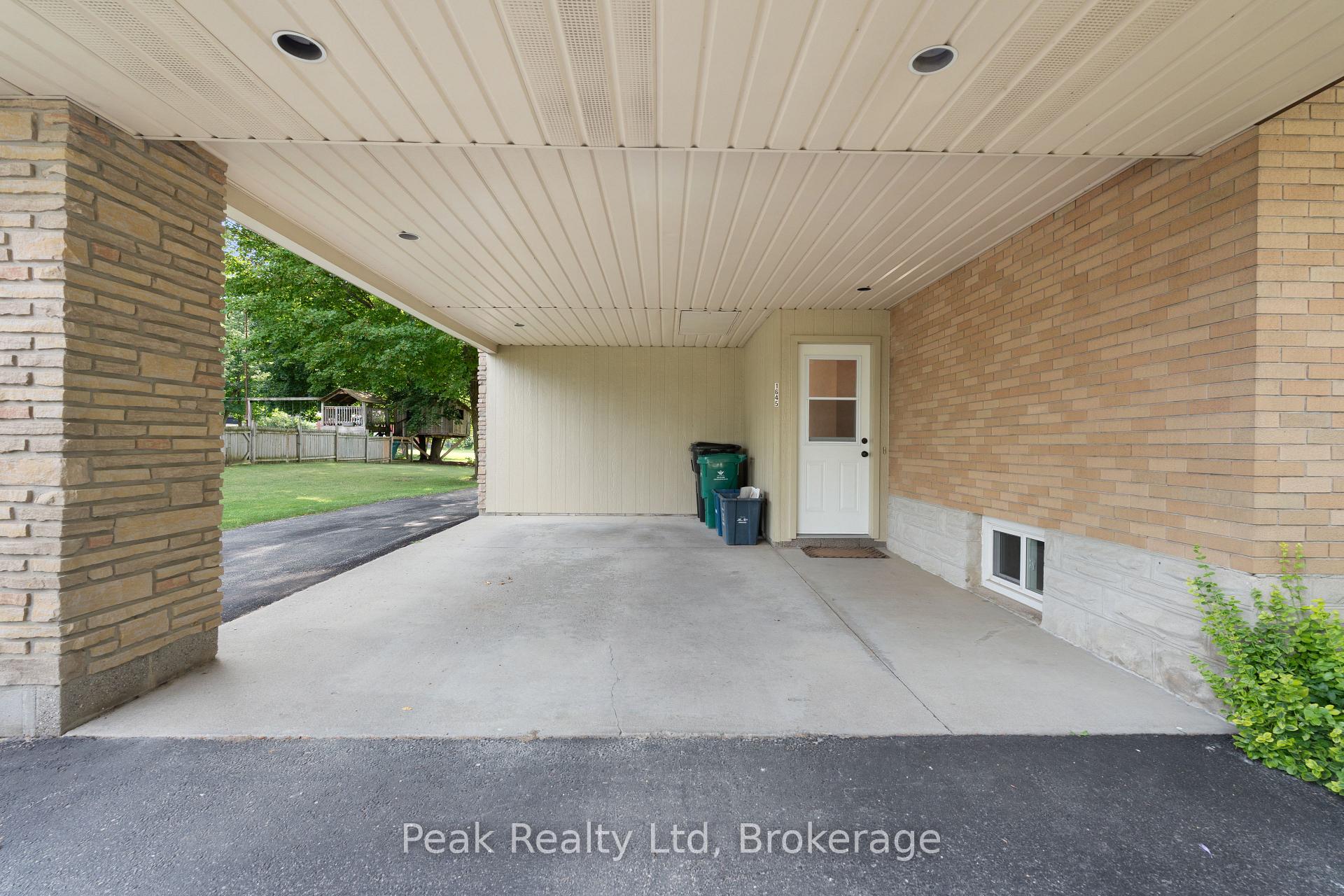 Photo 3 of 11645 King Street N, Woolwich — HOMEH