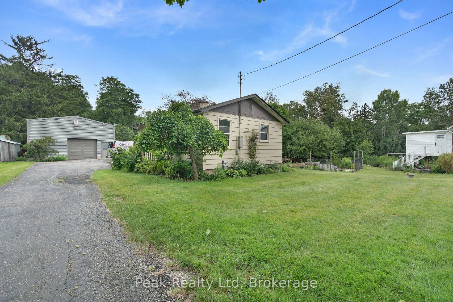 Photo 4 of 11645 King Street N, Woolwich — HOMEH