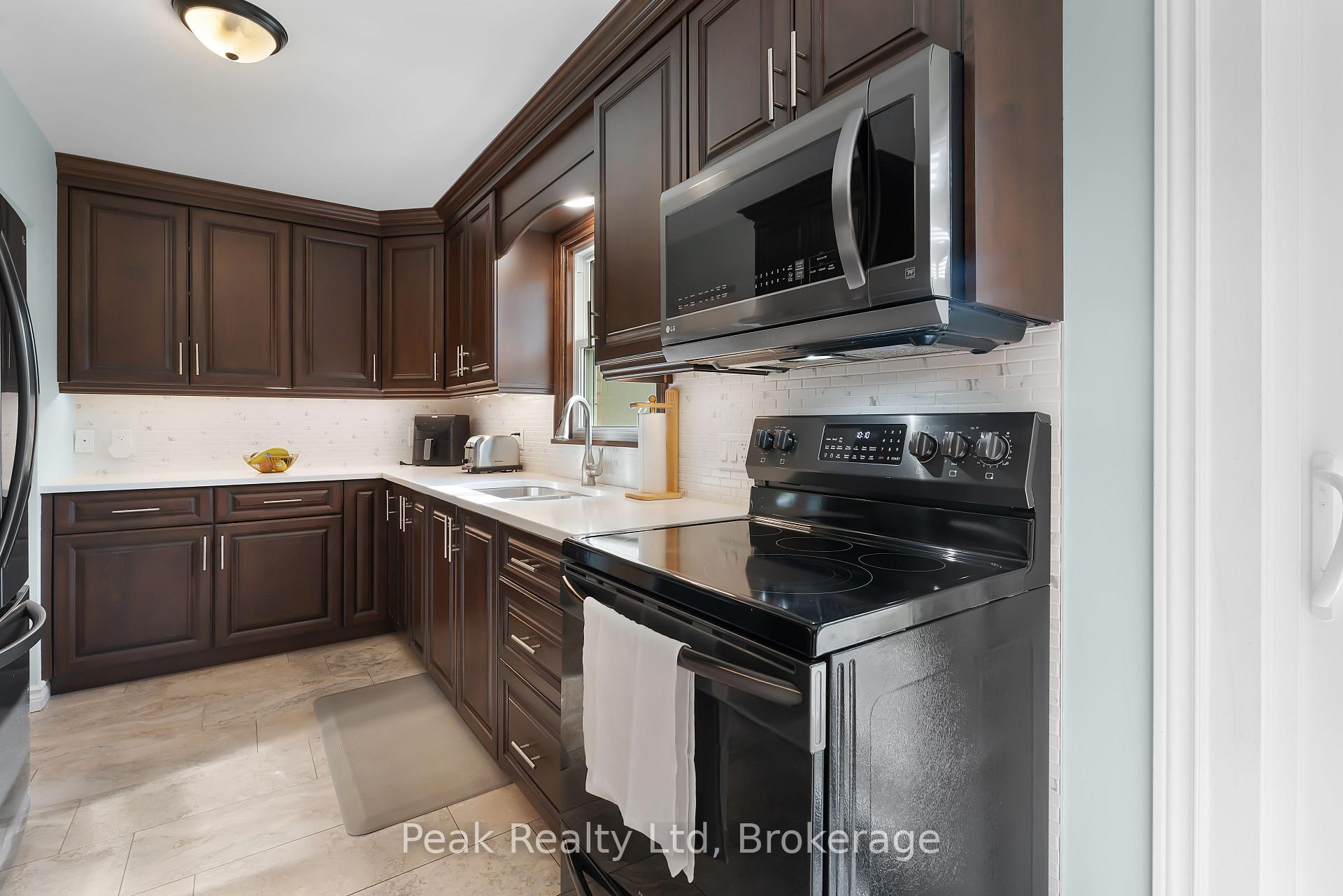 Photo 9 of 11645 King Street N, Woolwich — HOMEH