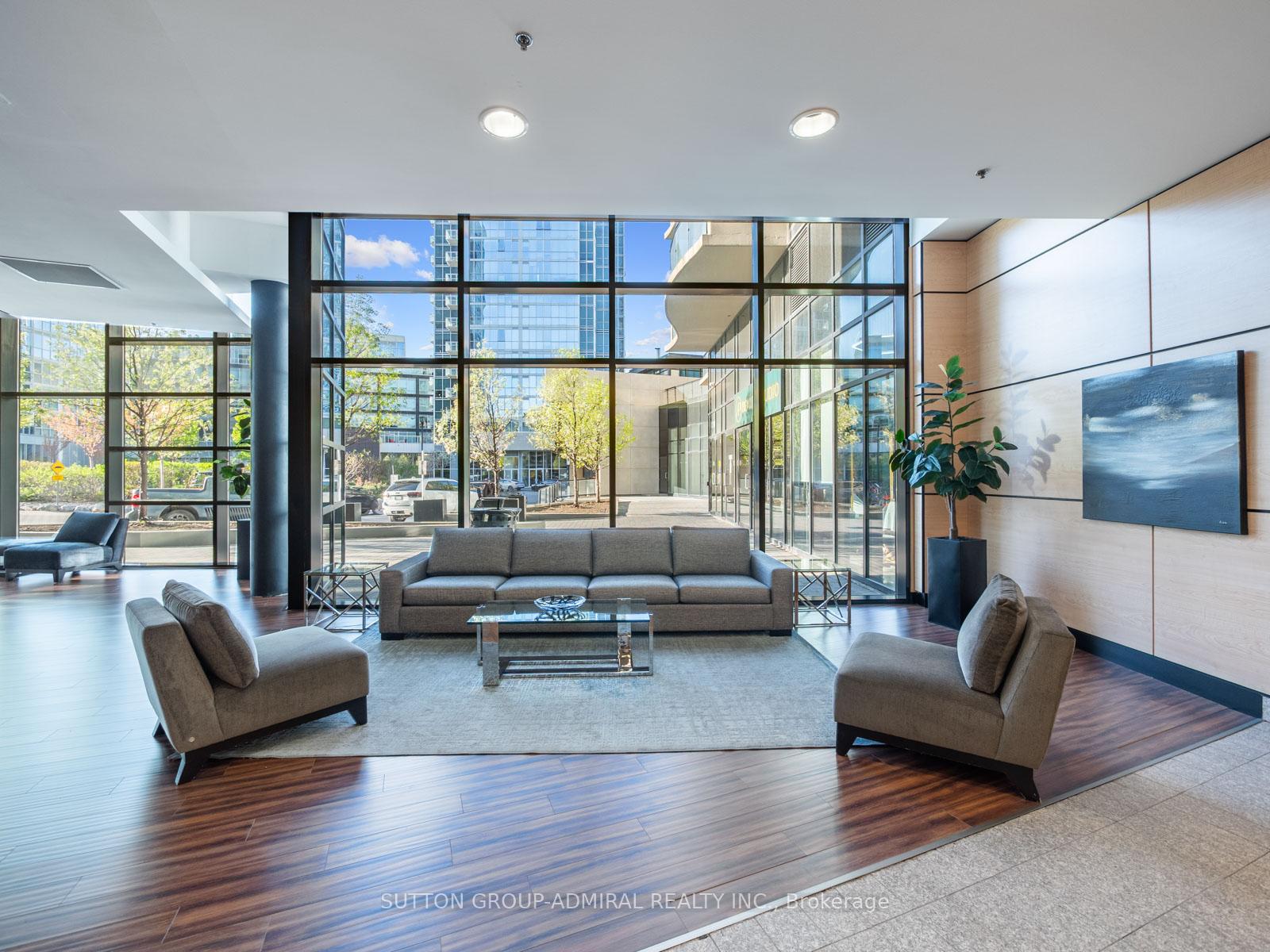 Photo 5 of Unit 512, 2900 Highway 7, Vaughan, Concord — HOMEH