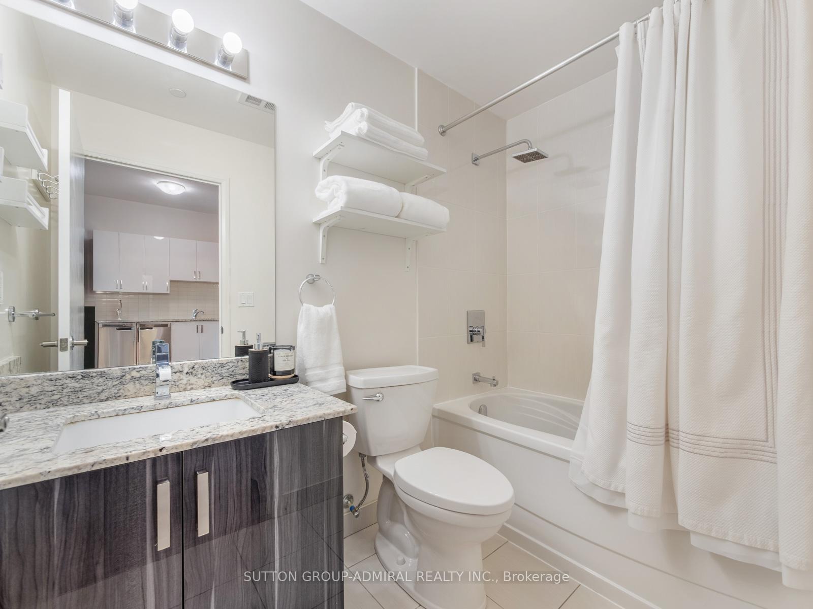 Photo 19 of Unit 512, 2900 Highway 7, Vaughan, Concord — HOMEH