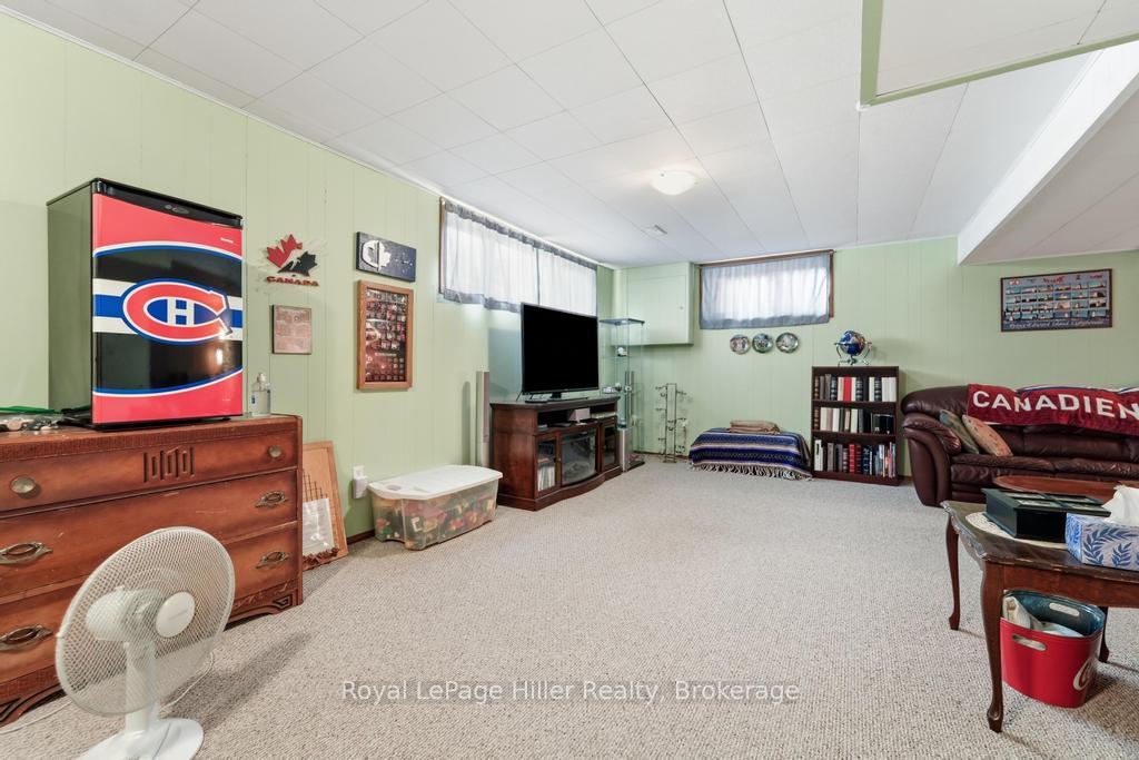Photo 25 of 58 Kemp Crescent, Stratford — HOMEH