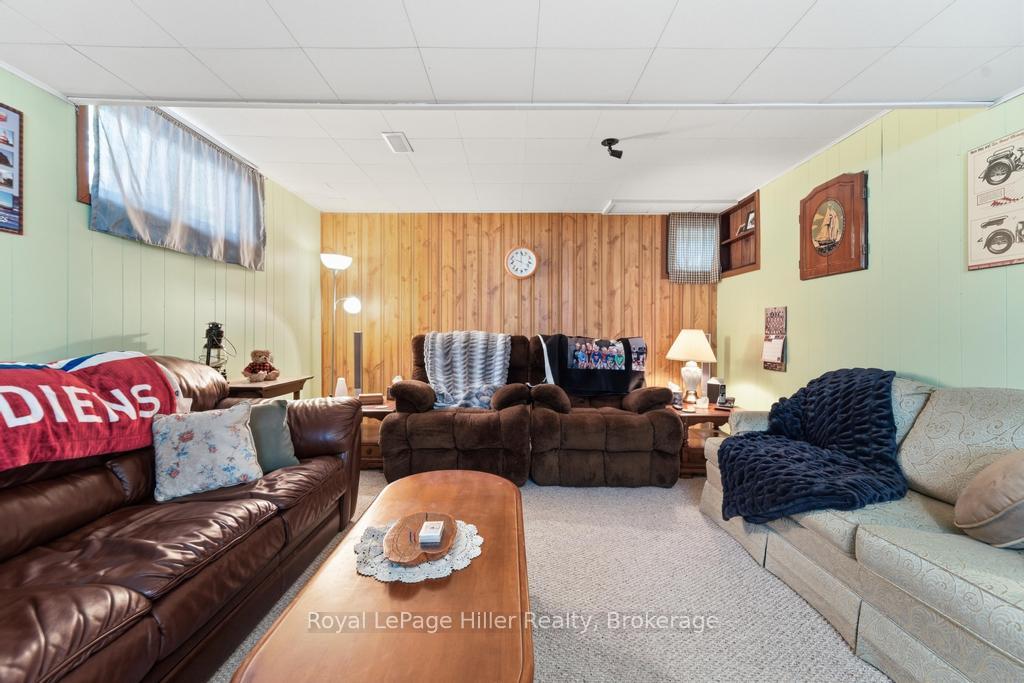 Photo 27 of 58 Kemp Crescent, Stratford — HOMEH