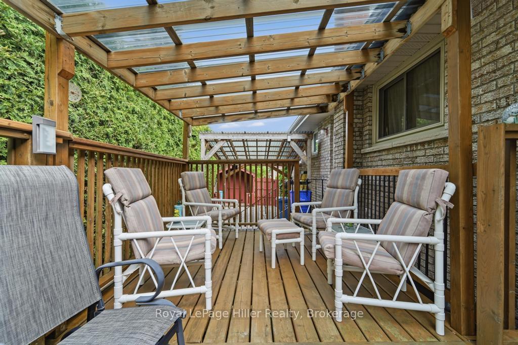 Photo 36 of 58 Kemp Crescent, Stratford — HOMEH