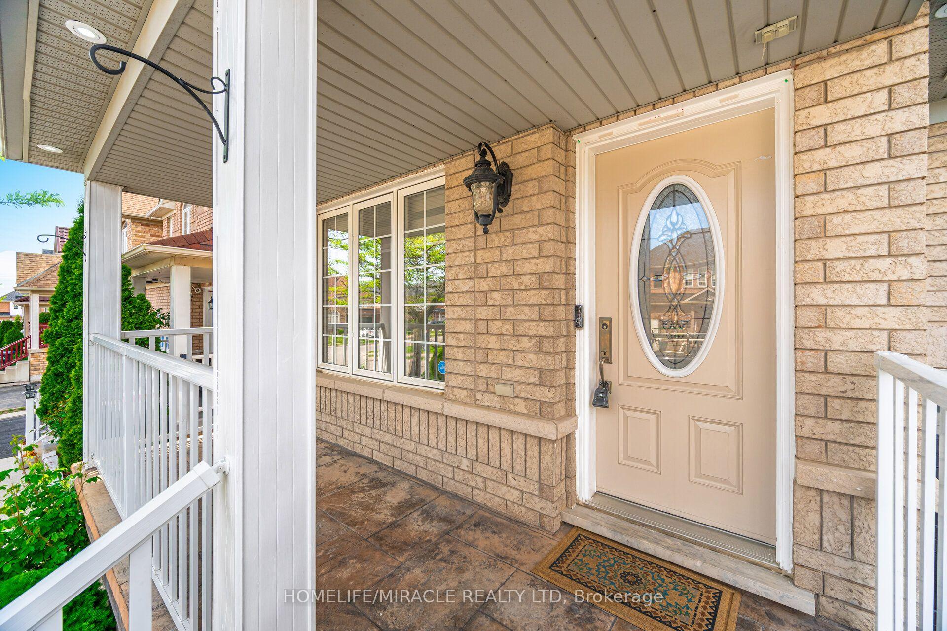 Photo 4 of Unit Upper, 41 Beachpoint Boulevard, Brampton, Fletcher's Meadow — HOMEH