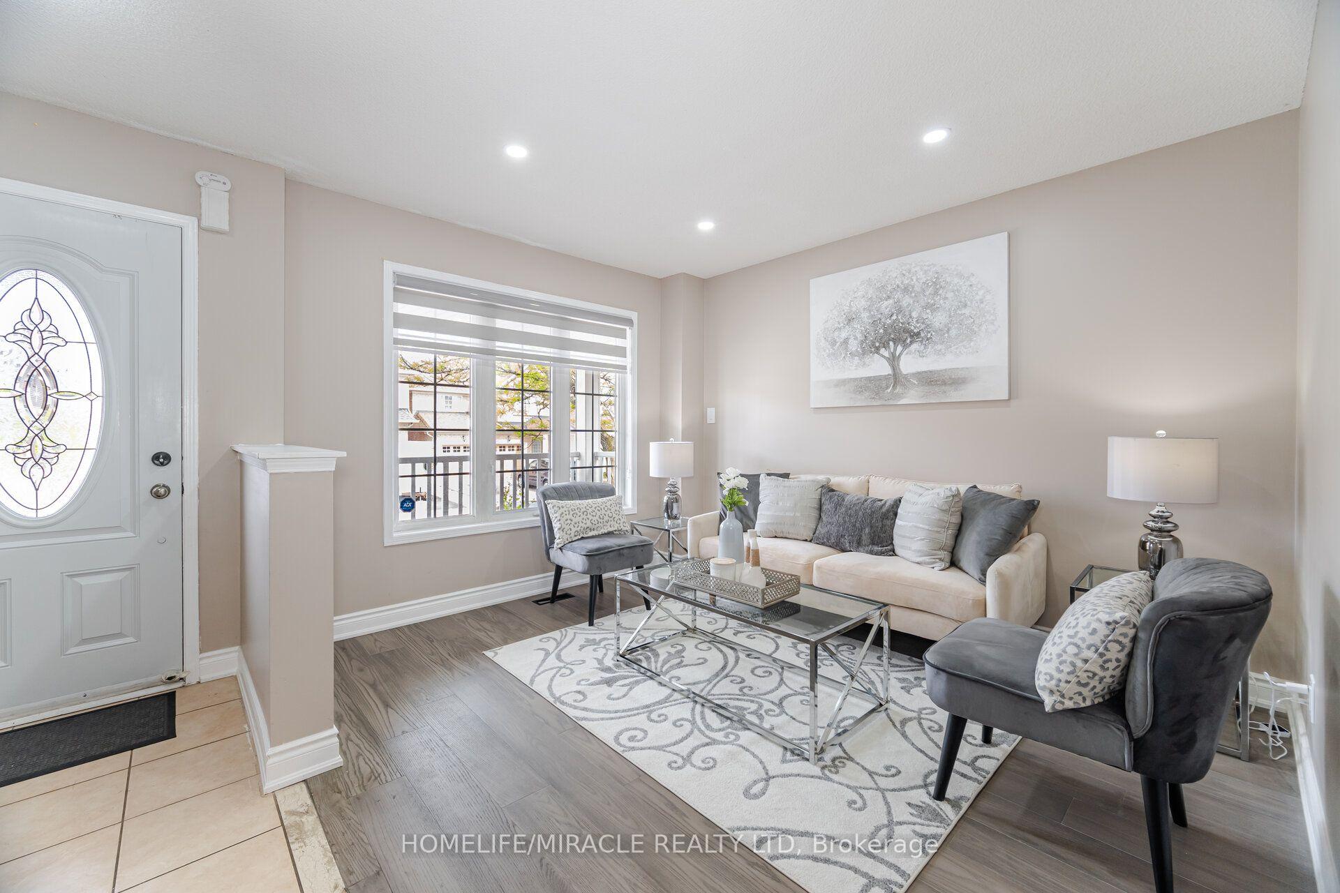 Photo 6 of Unit Upper, 41 Beachpoint Boulevard, Brampton, Fletcher's Meadow — HOMEH