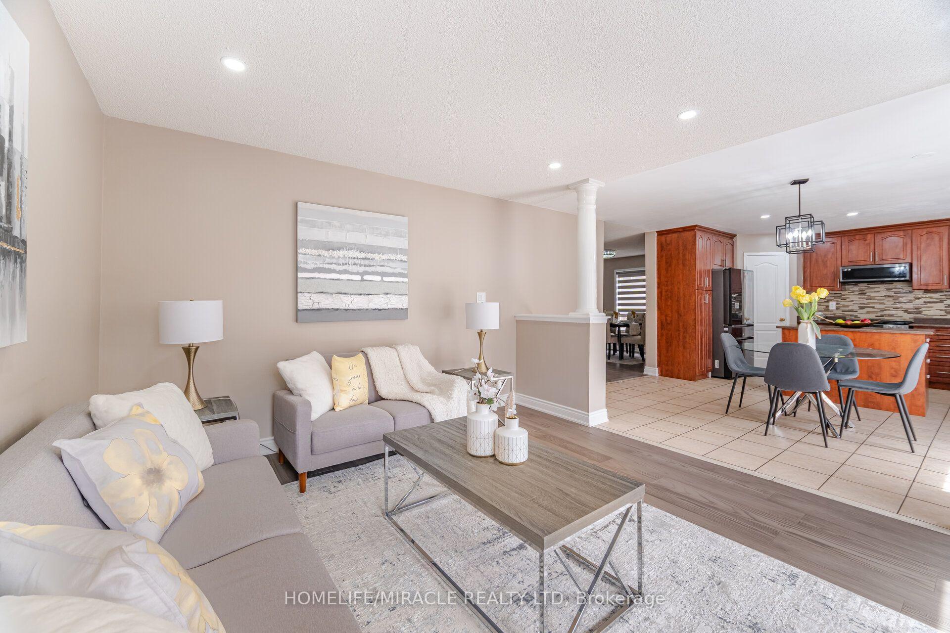 Photo 21 of Unit Upper, 41 Beachpoint Boulevard, Brampton, Fletcher's Meadow — HOMEH