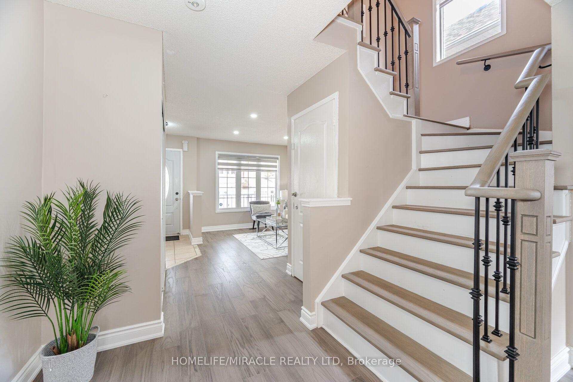 Photo 25 of Unit Upper, 41 Beachpoint Boulevard, Brampton, Fletcher's Meadow — HOMEH