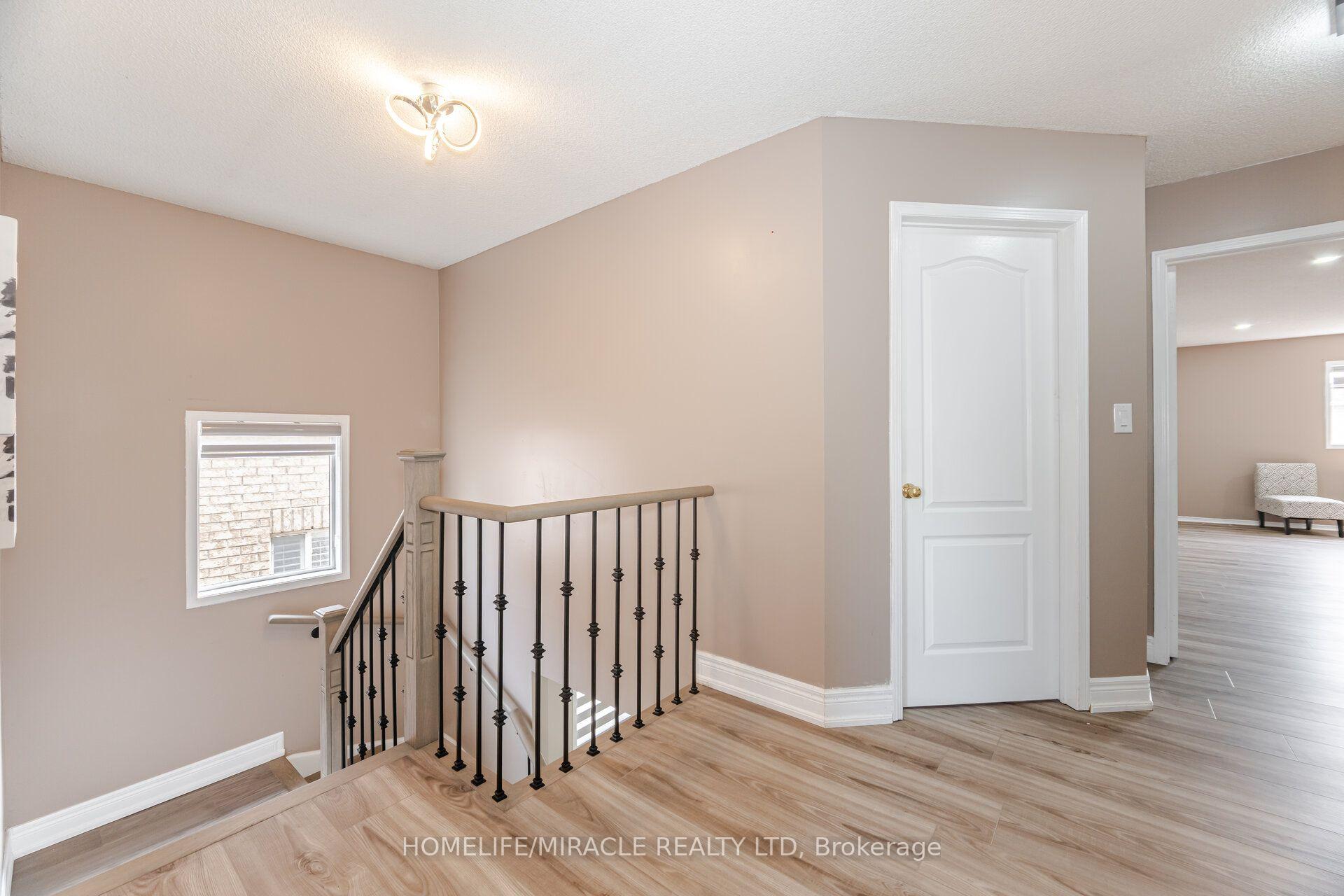 Photo 26 of Unit Upper, 41 Beachpoint Boulevard, Brampton, Fletcher's Meadow — HOMEH