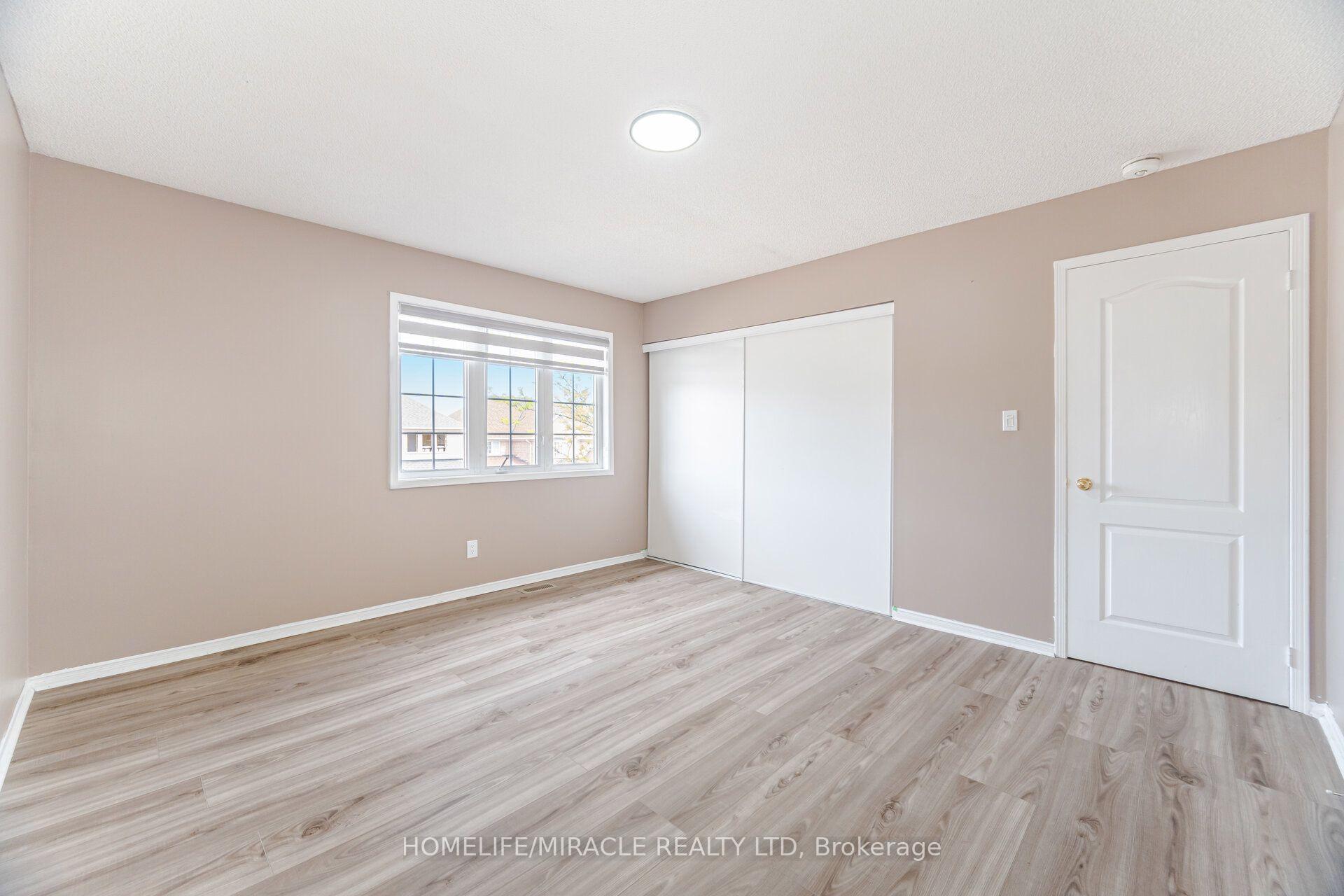 Photo 39 of Unit Upper, 41 Beachpoint Boulevard, Brampton, Fletcher's Meadow — HOMEH