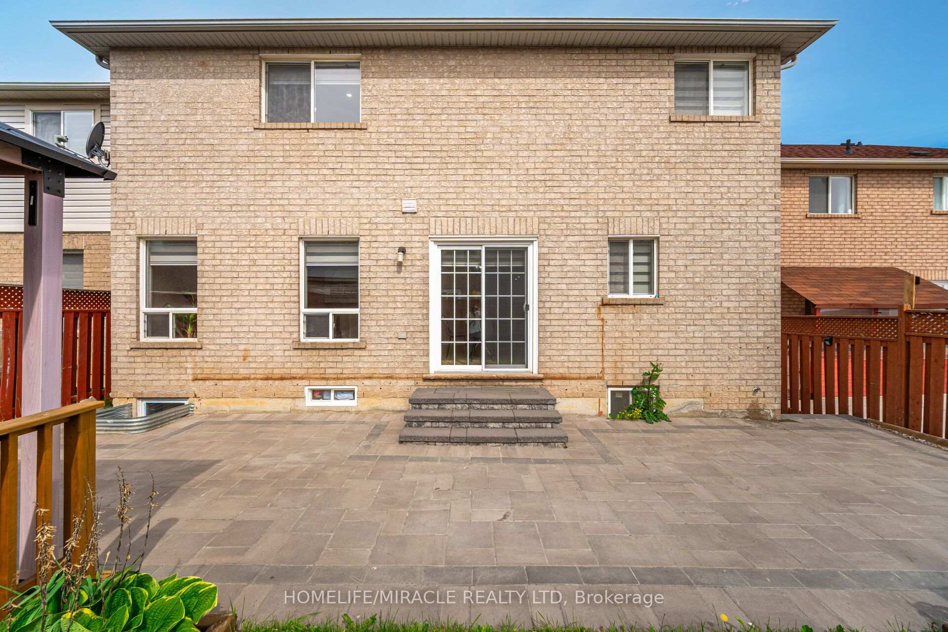 Photo 50 of Unit Upper, 41 Beachpoint Boulevard, Brampton, Fletcher's Meadow — HOMEH