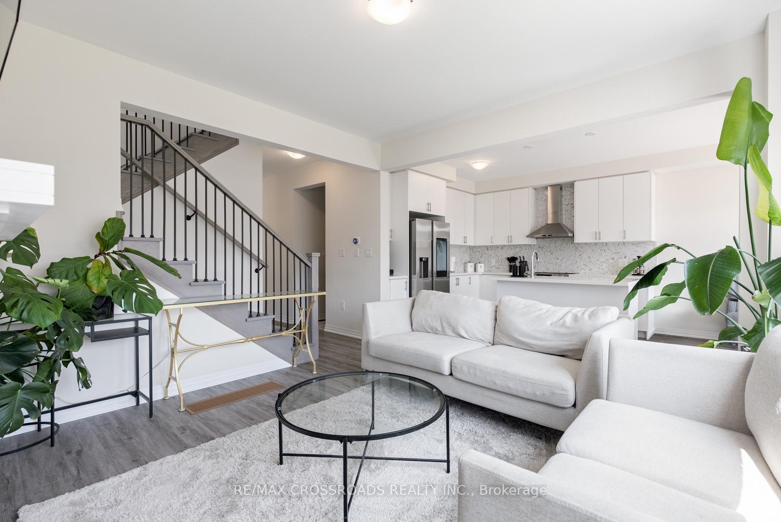 Photo 7 of 47 Ed Ewert Avenue, Clarington, Newcastle — HOMEH