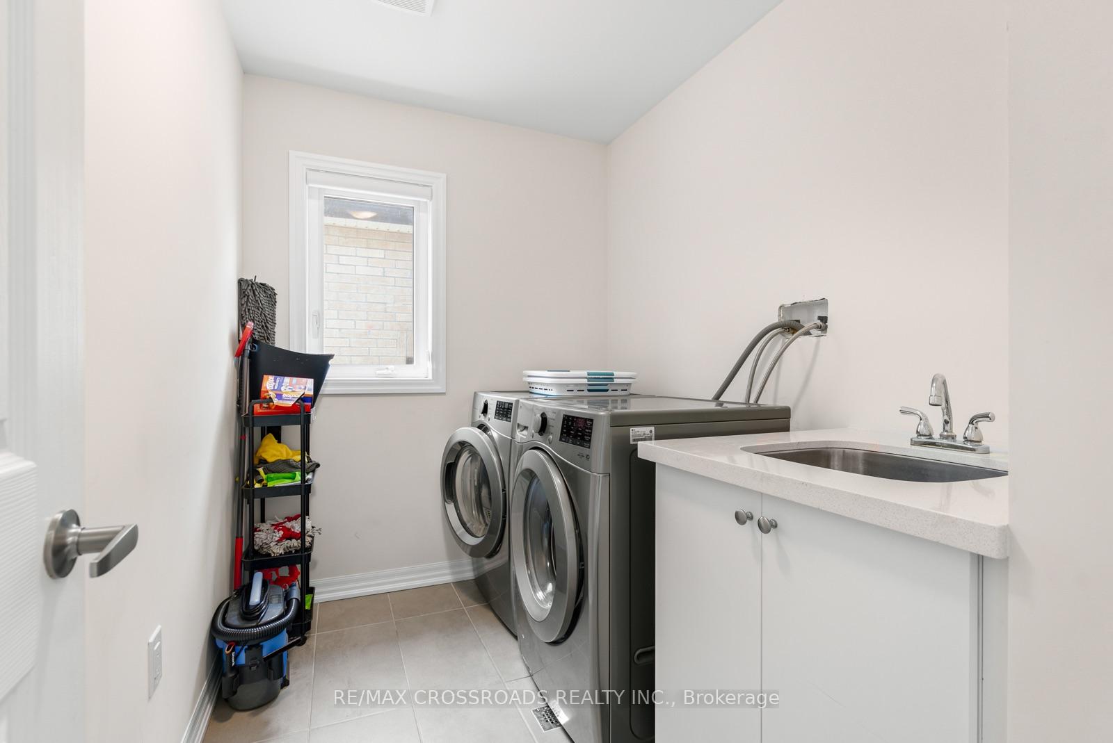 Photo 30 of 47 Ed Ewert Avenue, Clarington, Newcastle — HOMEH