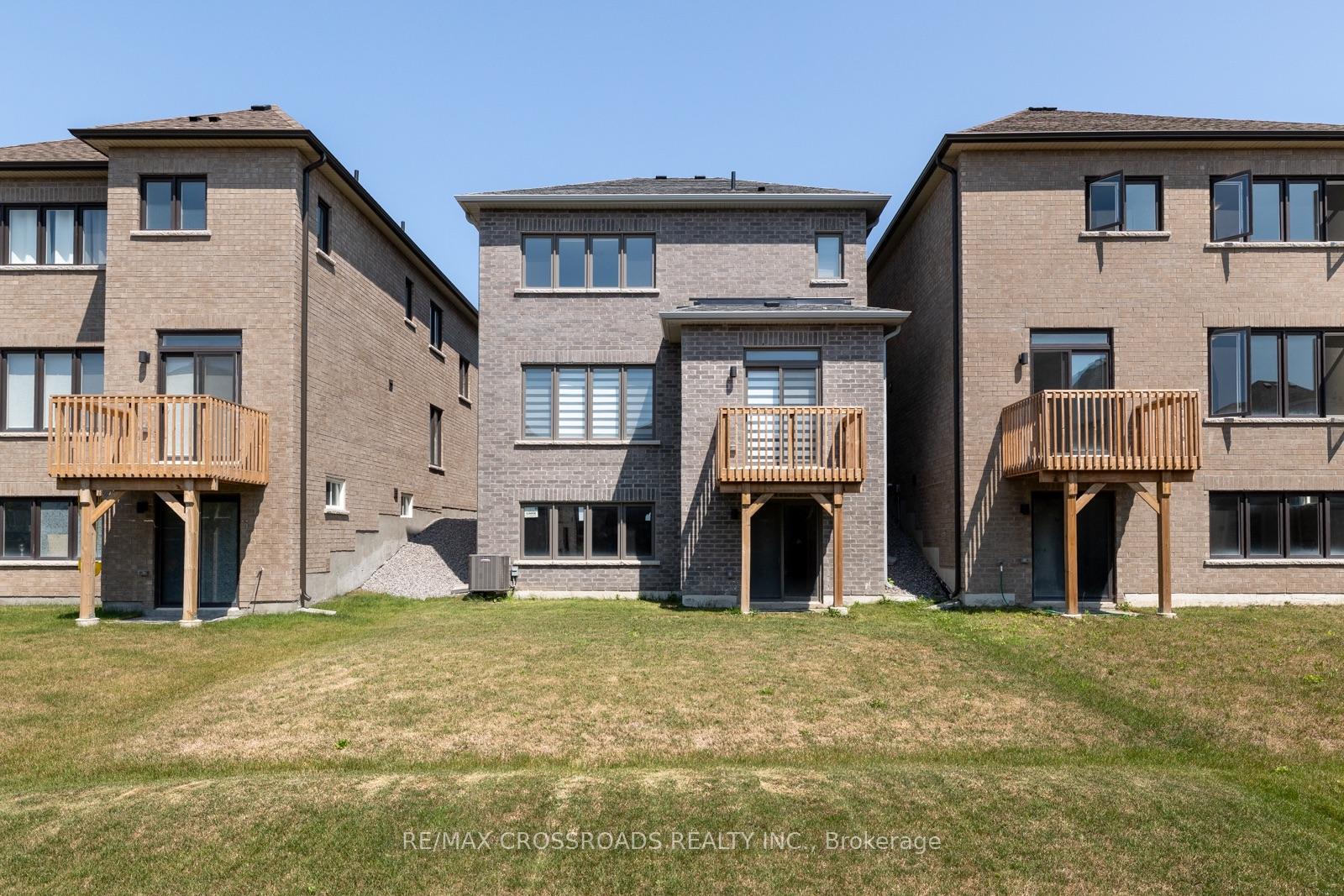 Photo 34 of 47 Ed Ewert Avenue, Clarington, Newcastle — HOMEH